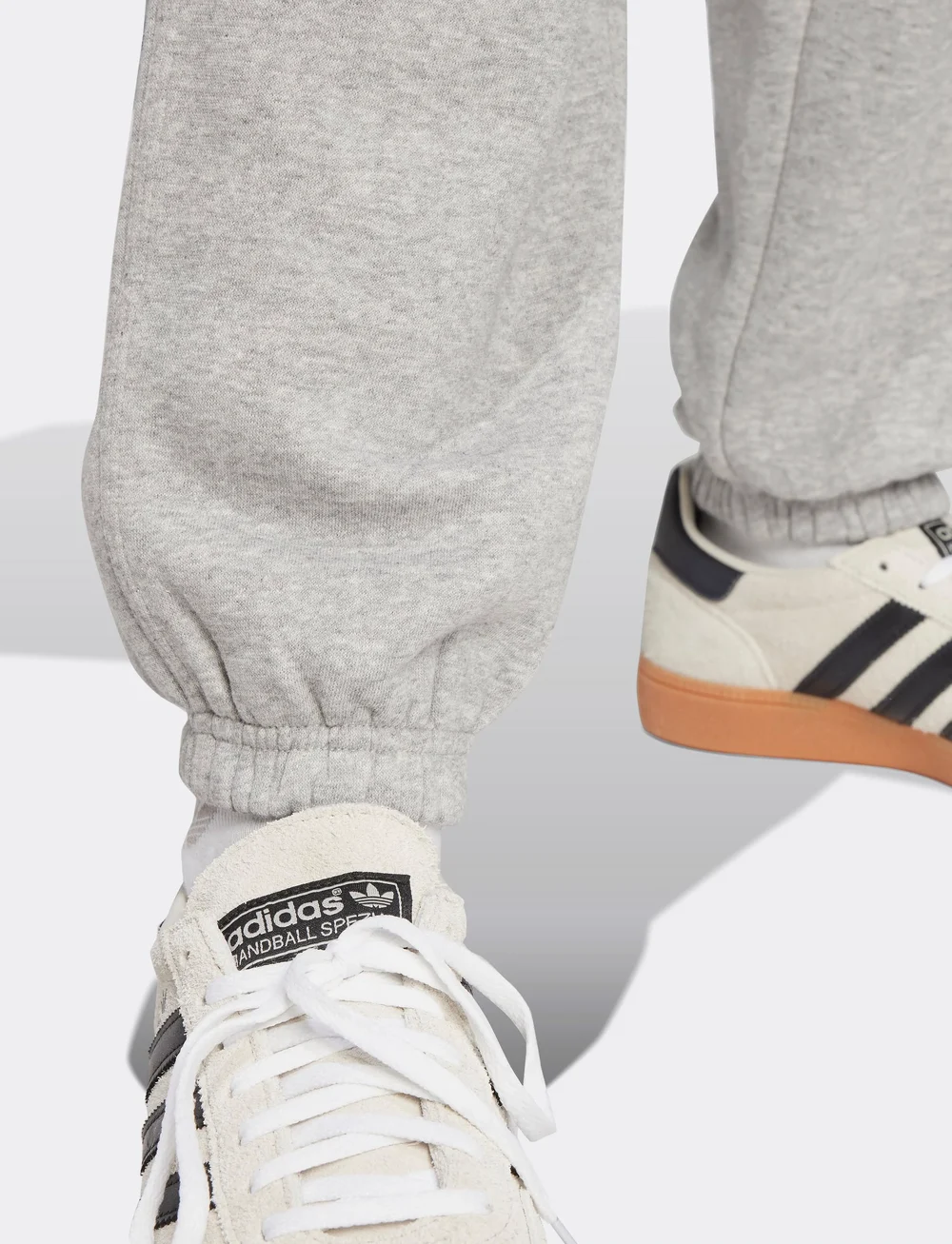 adidas Originals - ESS JOGGERS - joggingbukser - mgreyh - 4