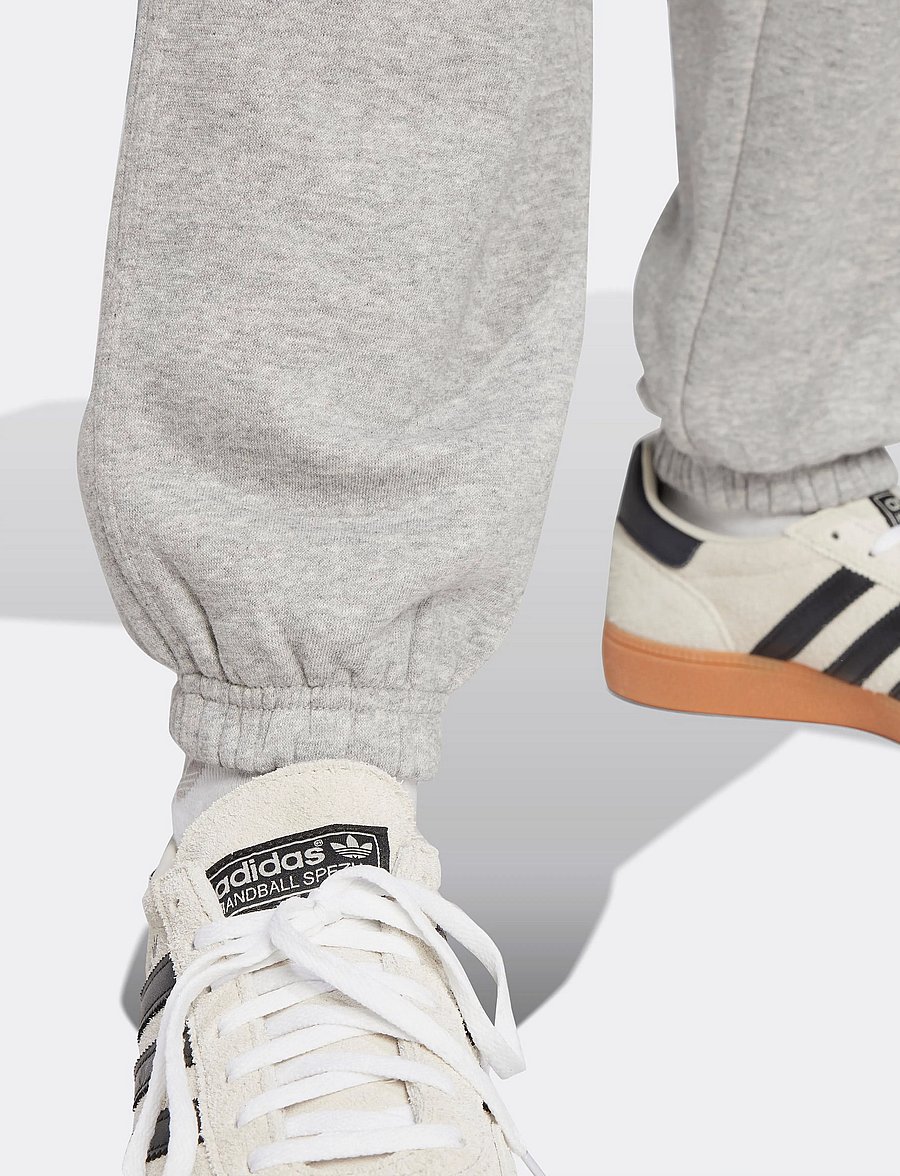 adidas Originals - ESS JOGGERS - mgreyh - 4