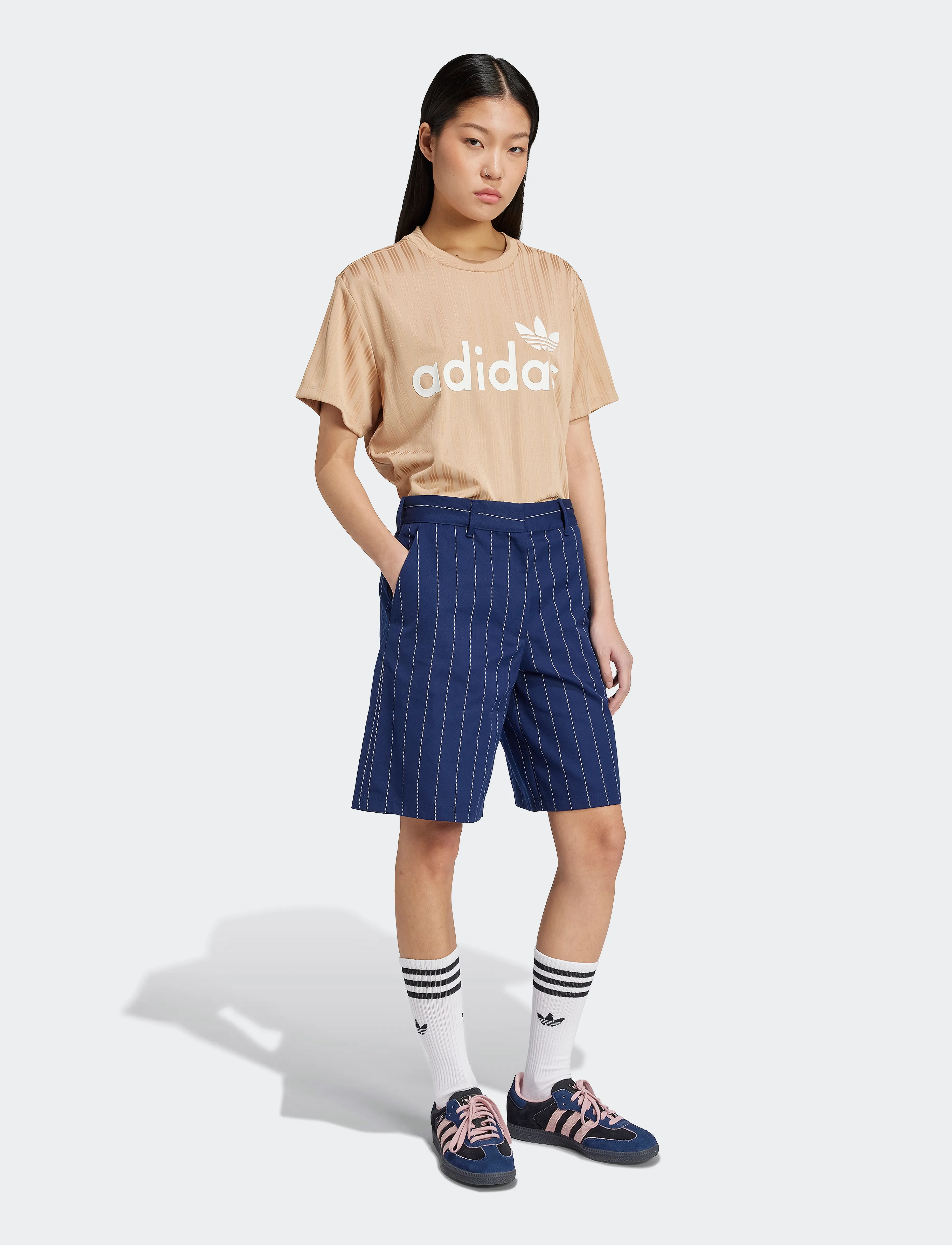 adidas Originals - PINSTRIPE SHORT - nindig/owhite - 4