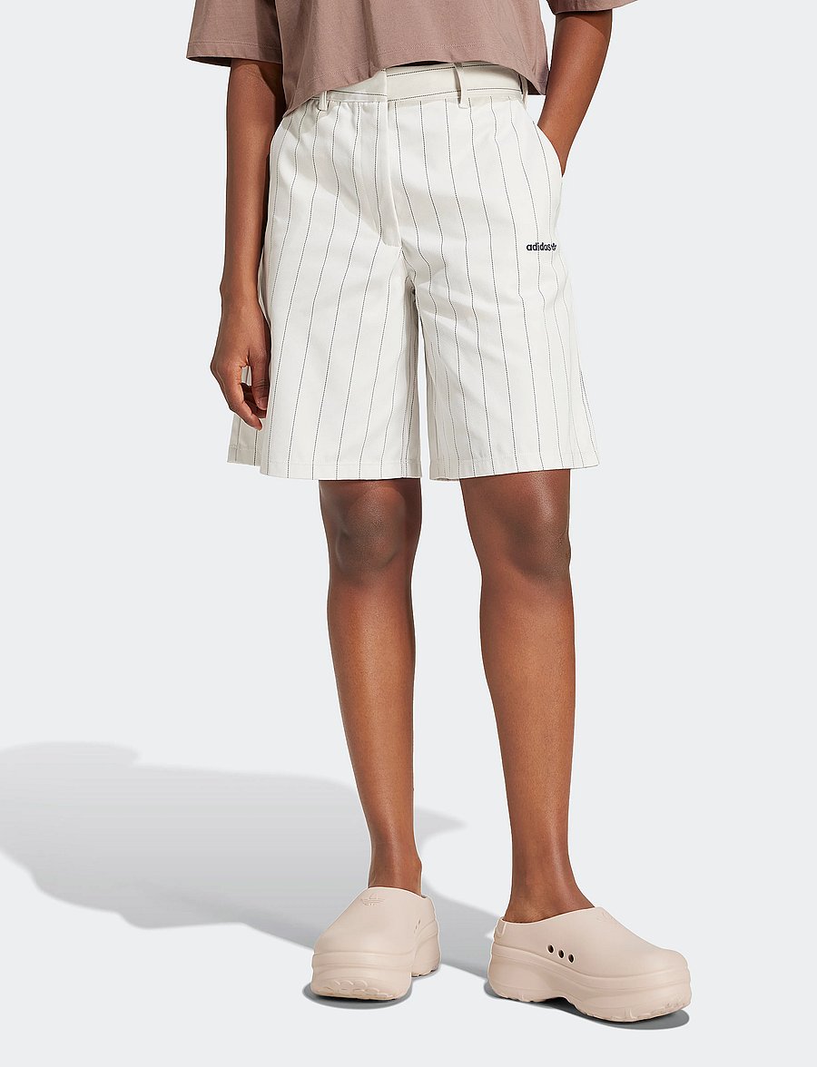 adidas Originals - PINSTRIPE SHORT - shorts décontractés - owhite/nindig - 0