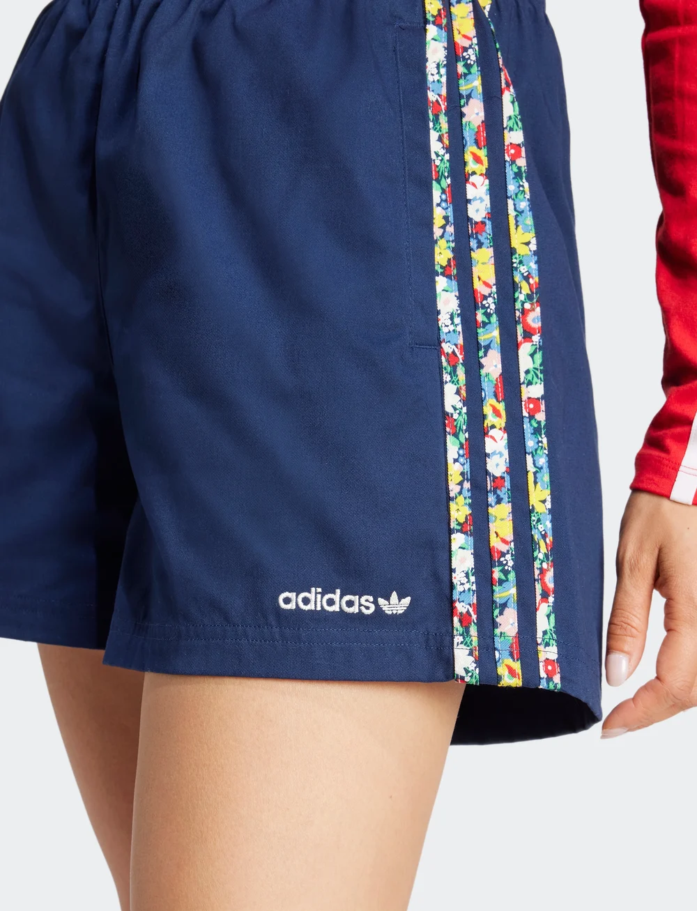 adidas Originals - LIBERTY 3S SHRT - casual shorts - nindig/multco - 4