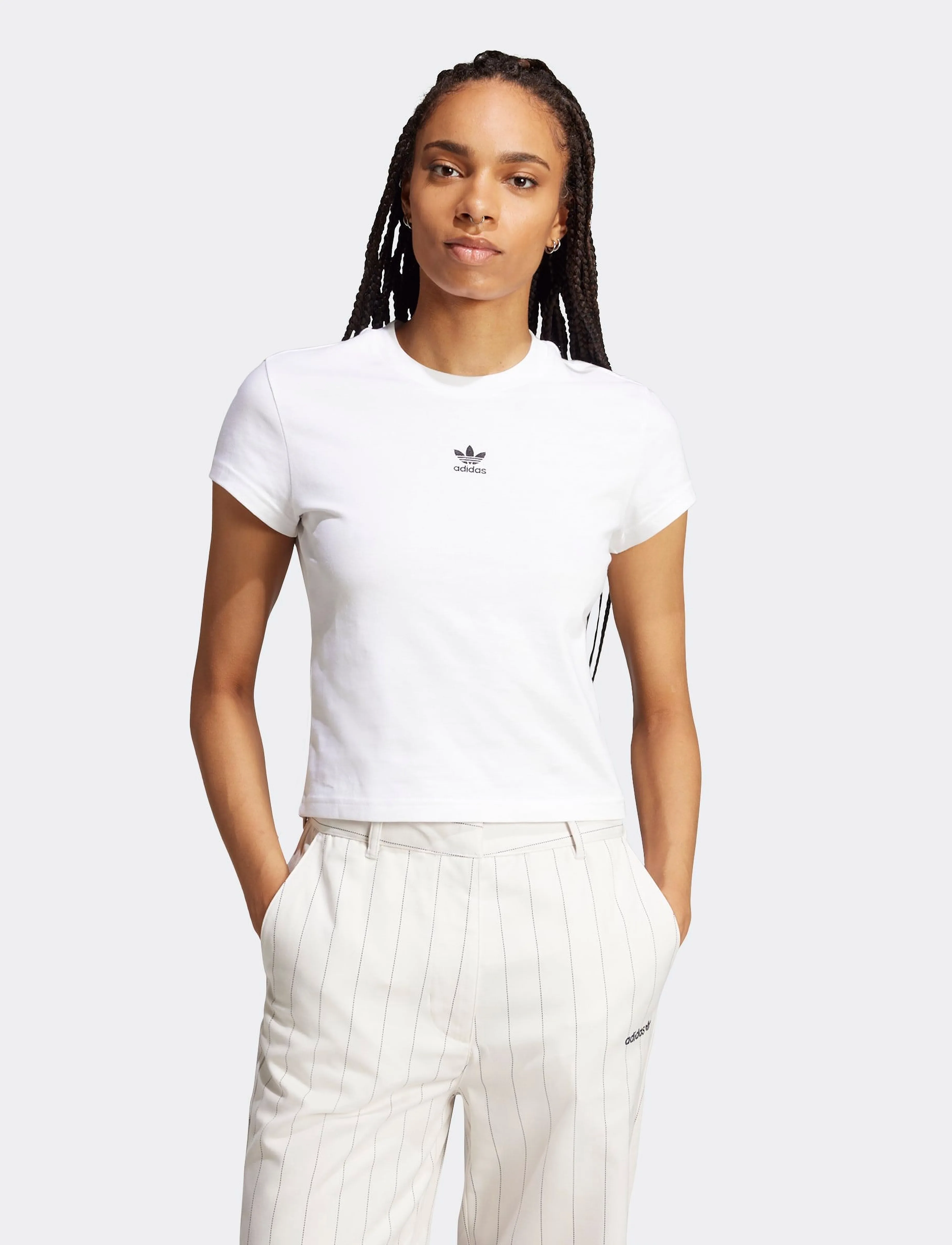 adidas Originals Ess Slim Tee, Kvinder, Slim Fit T-Shirt, Hvid, Str: L