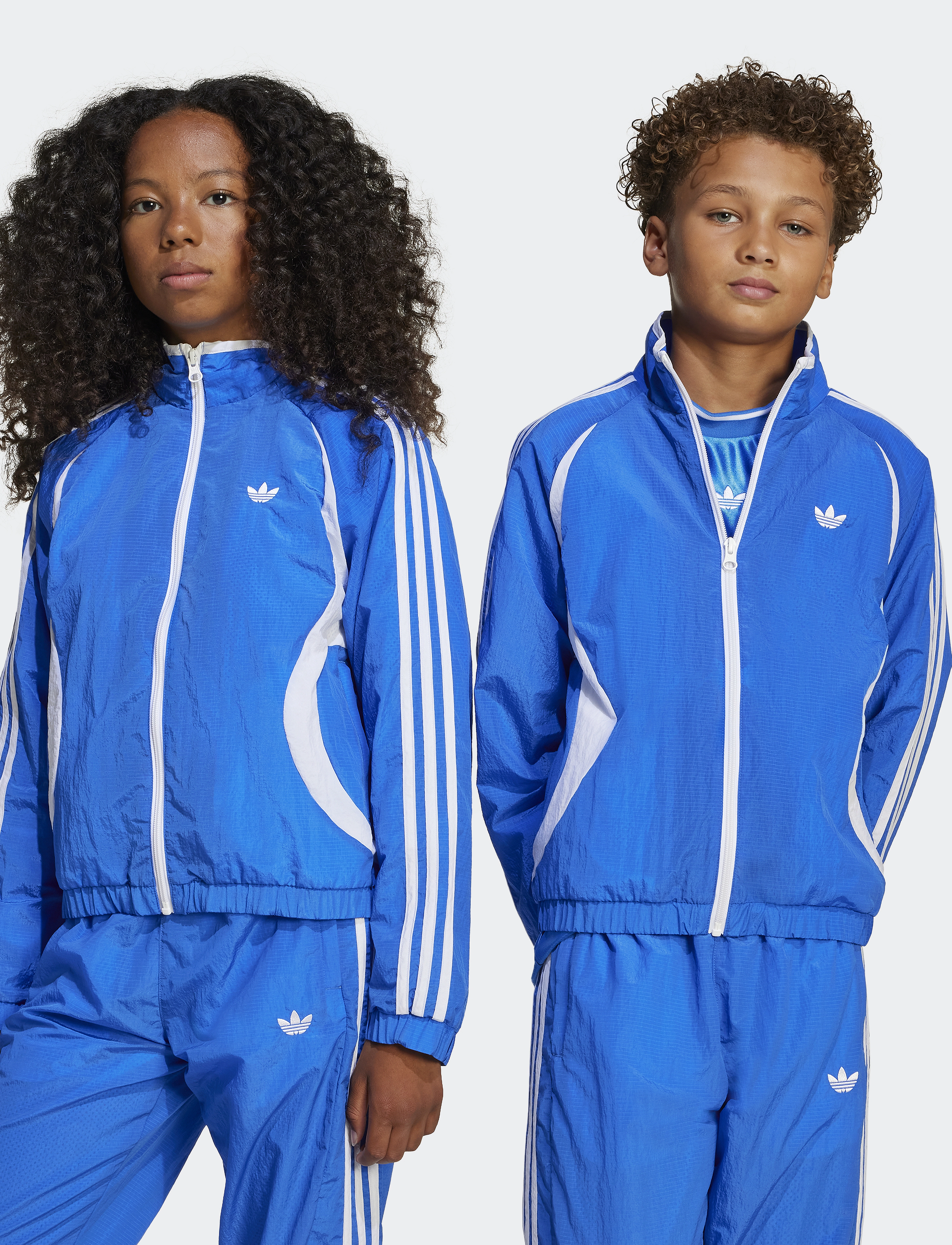 adidas Originals WOVEN TRACKTOP - Hauts - BLUBIR / blue