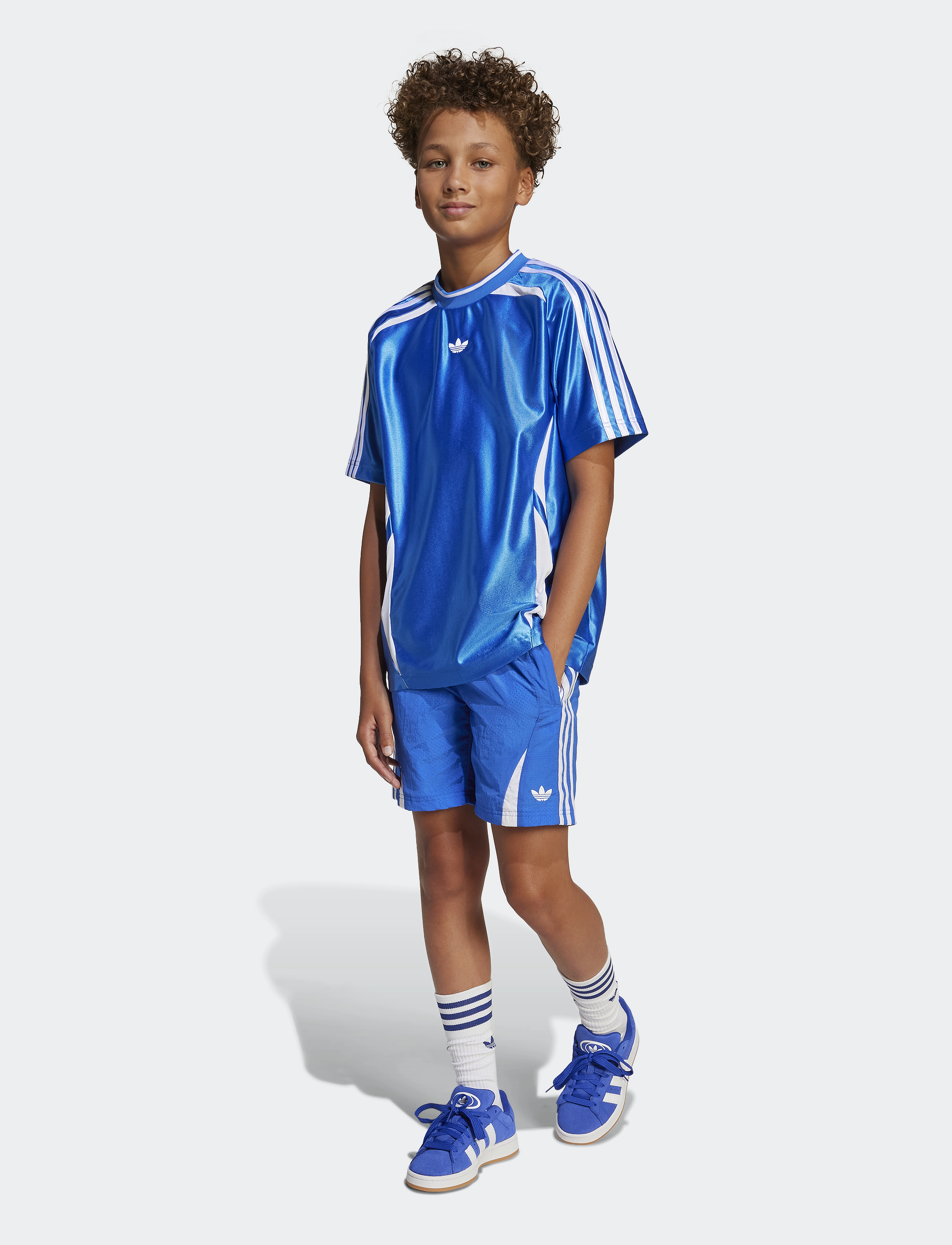 adidas Originals - WOVEN SHORT - sport-shorts - blue - 4