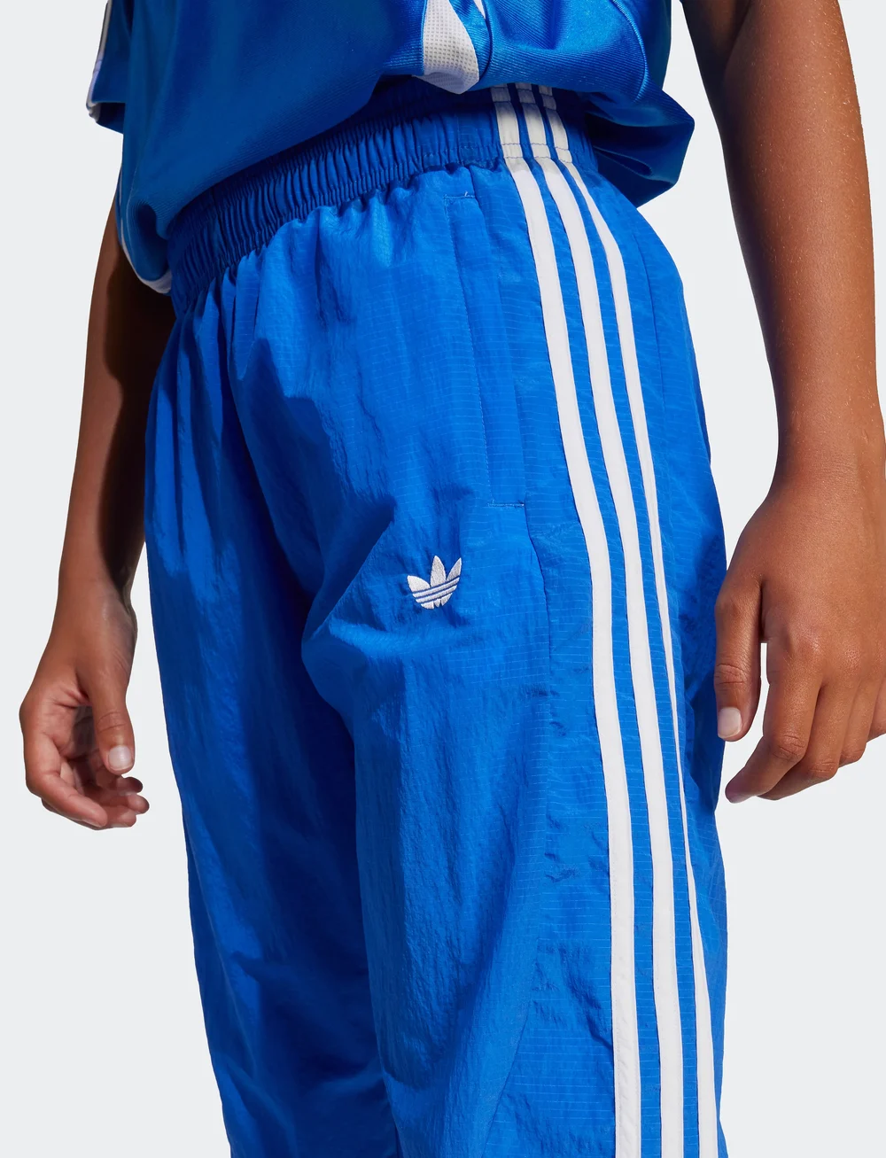 adidas Originals - WOVEN TRACKPANT - sweatpants - blue - 3
