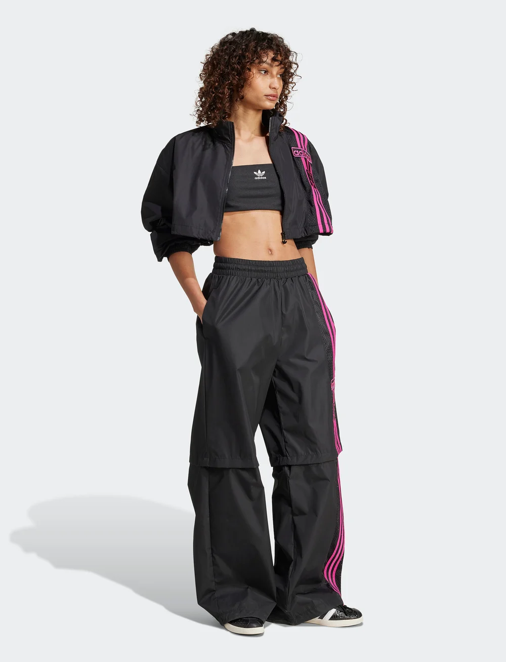 adidas Originals - WOVEN TRACKPANT - vabaajapüksid - black - 0