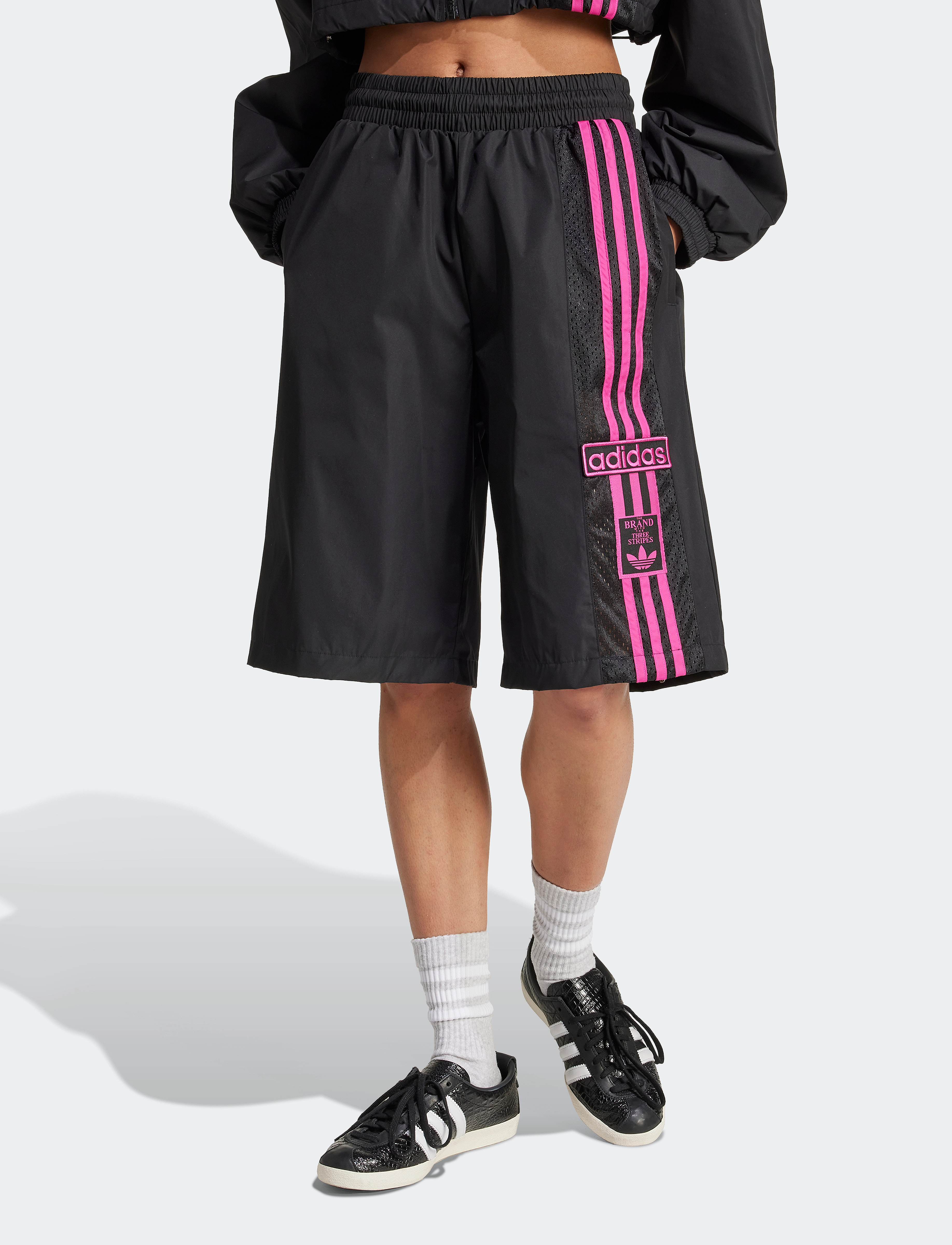 adidas Originals - WOVEN TRACKPANT - casual broeken - black - 2