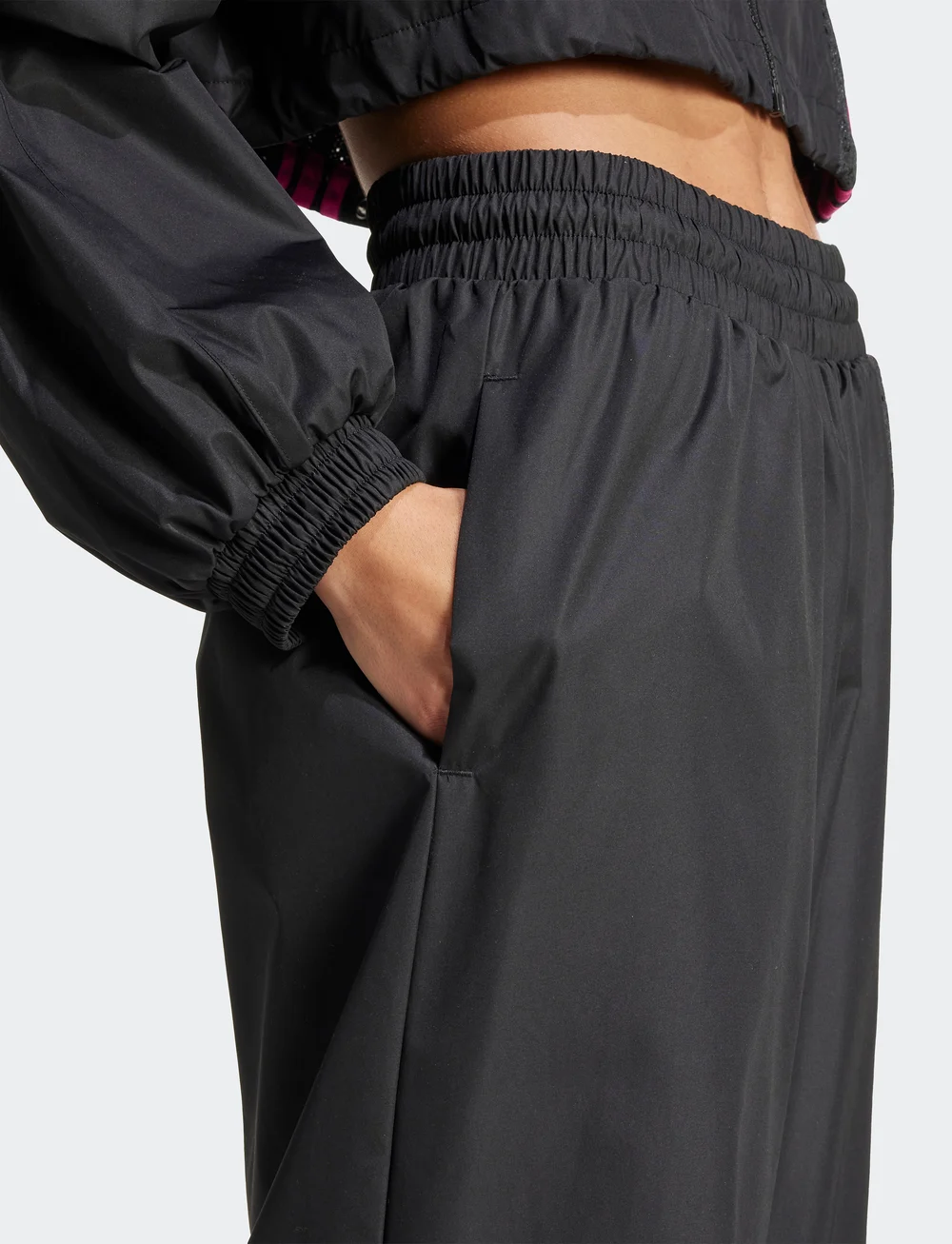 adidas Originals - WOVEN TRACKPANT - vabaajapüksid - black - 3