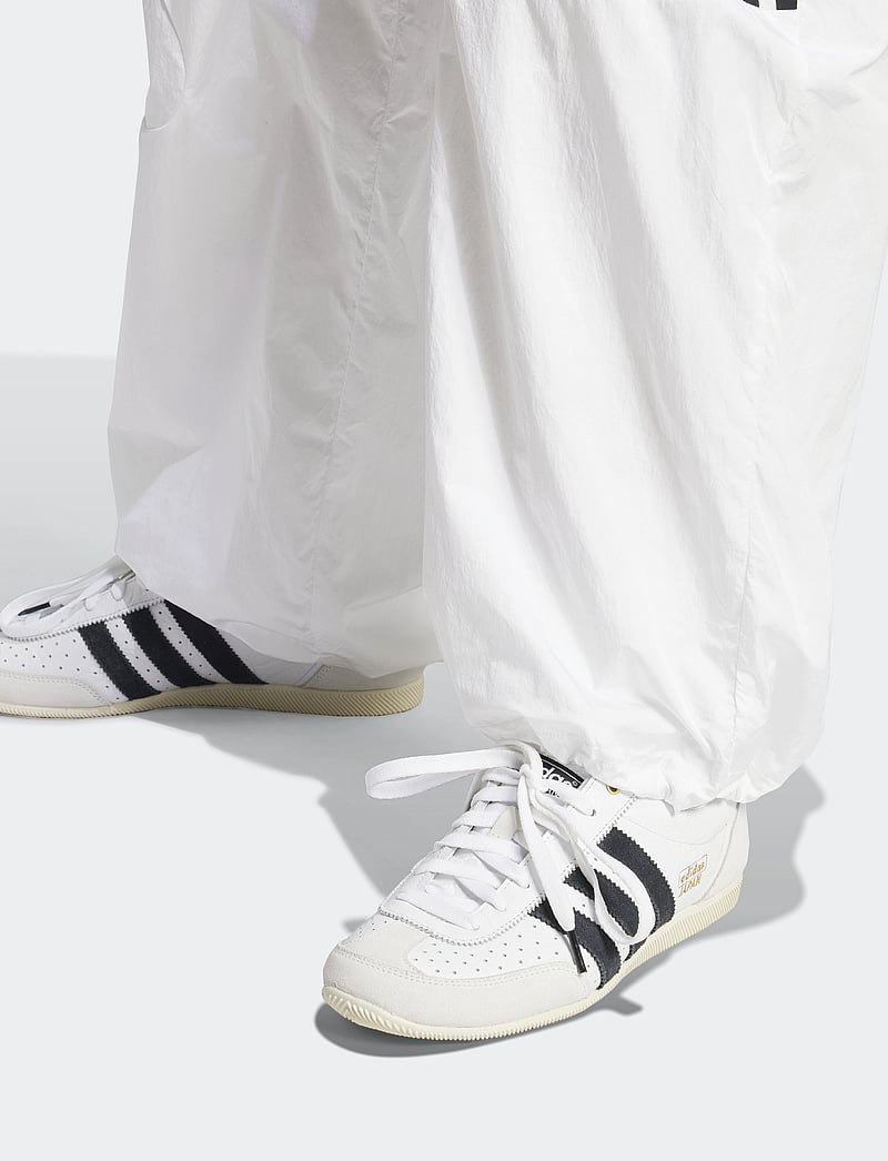 adidas Originals - TEAMGEIST TP - trainingshosen - white - 4