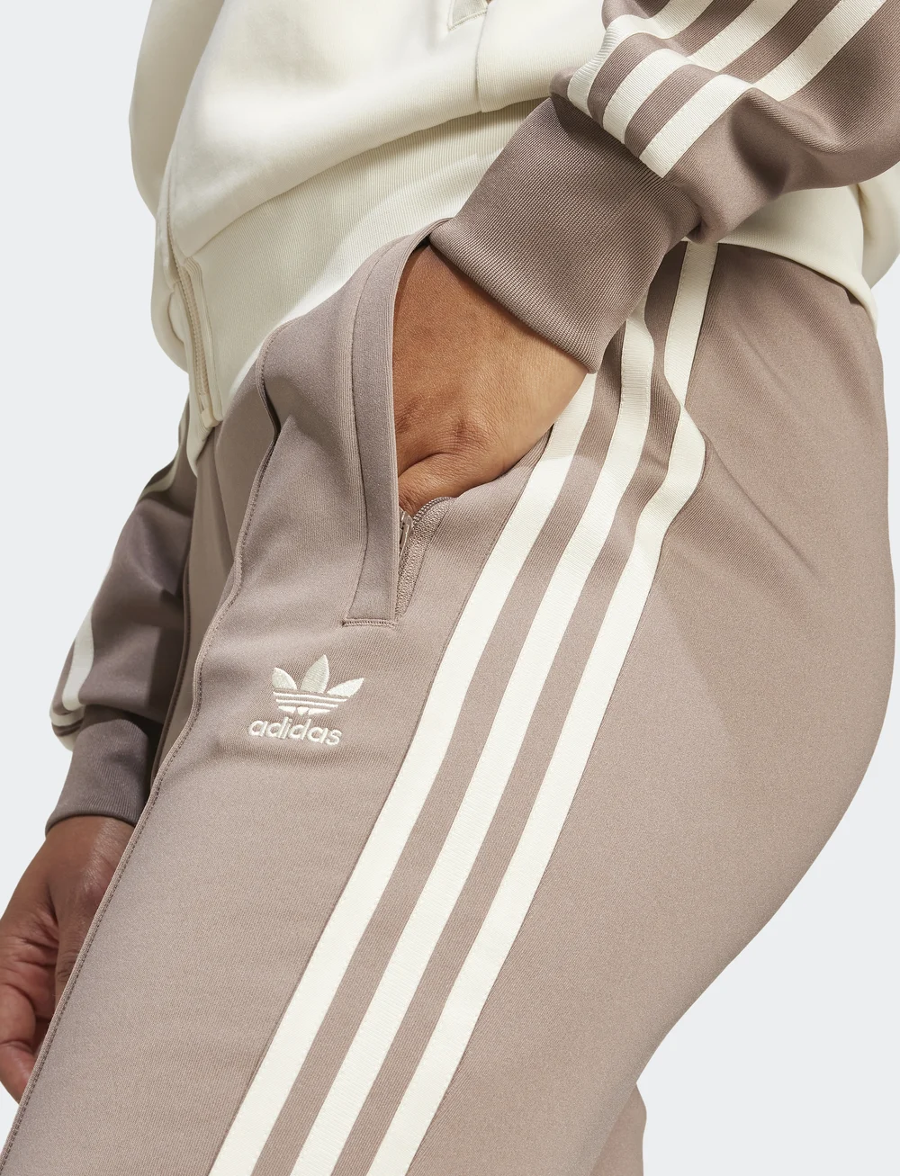 adidas Originals - SST  TRACK PANT - casual - trabrn - 5