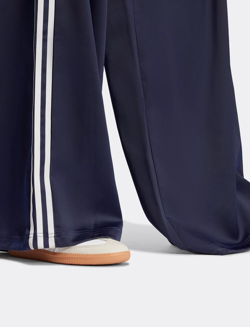 adidas Originals - SATIN TP WL - casual byxor - nindig - 2