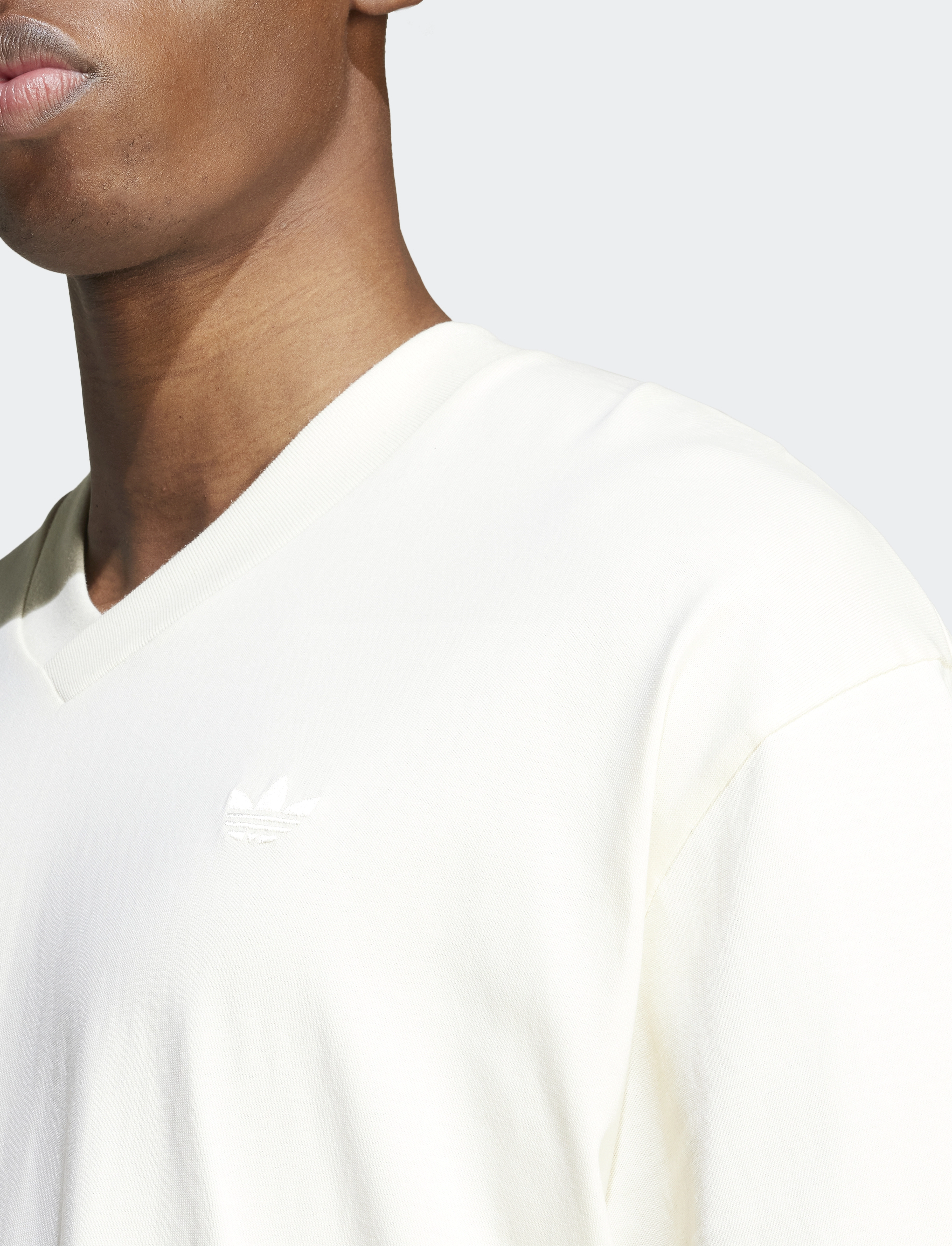 adidas Originals - FRONT ST TEE - crewht - 3