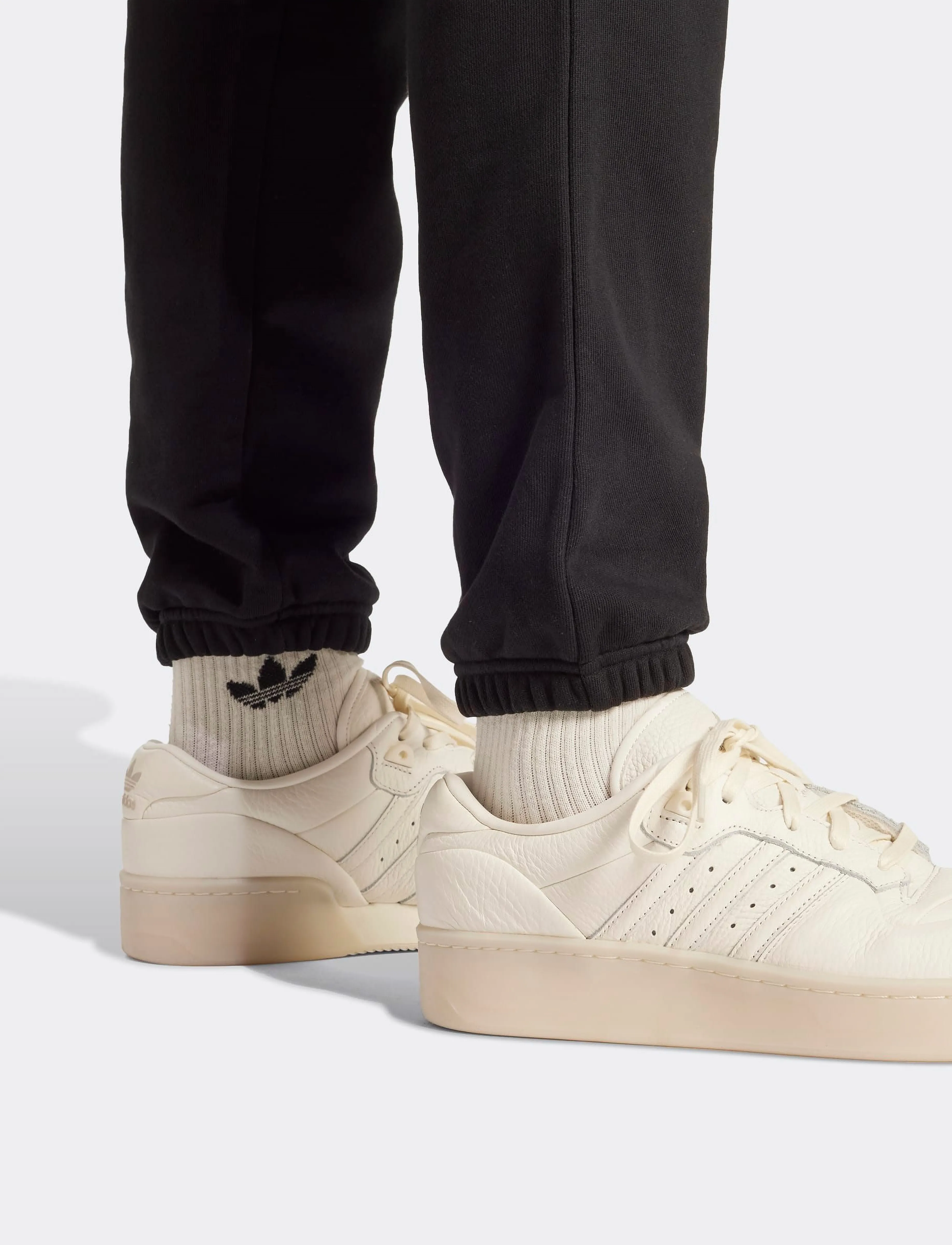 adidas Originals - ESS PANTS FT - bukser - black - 5