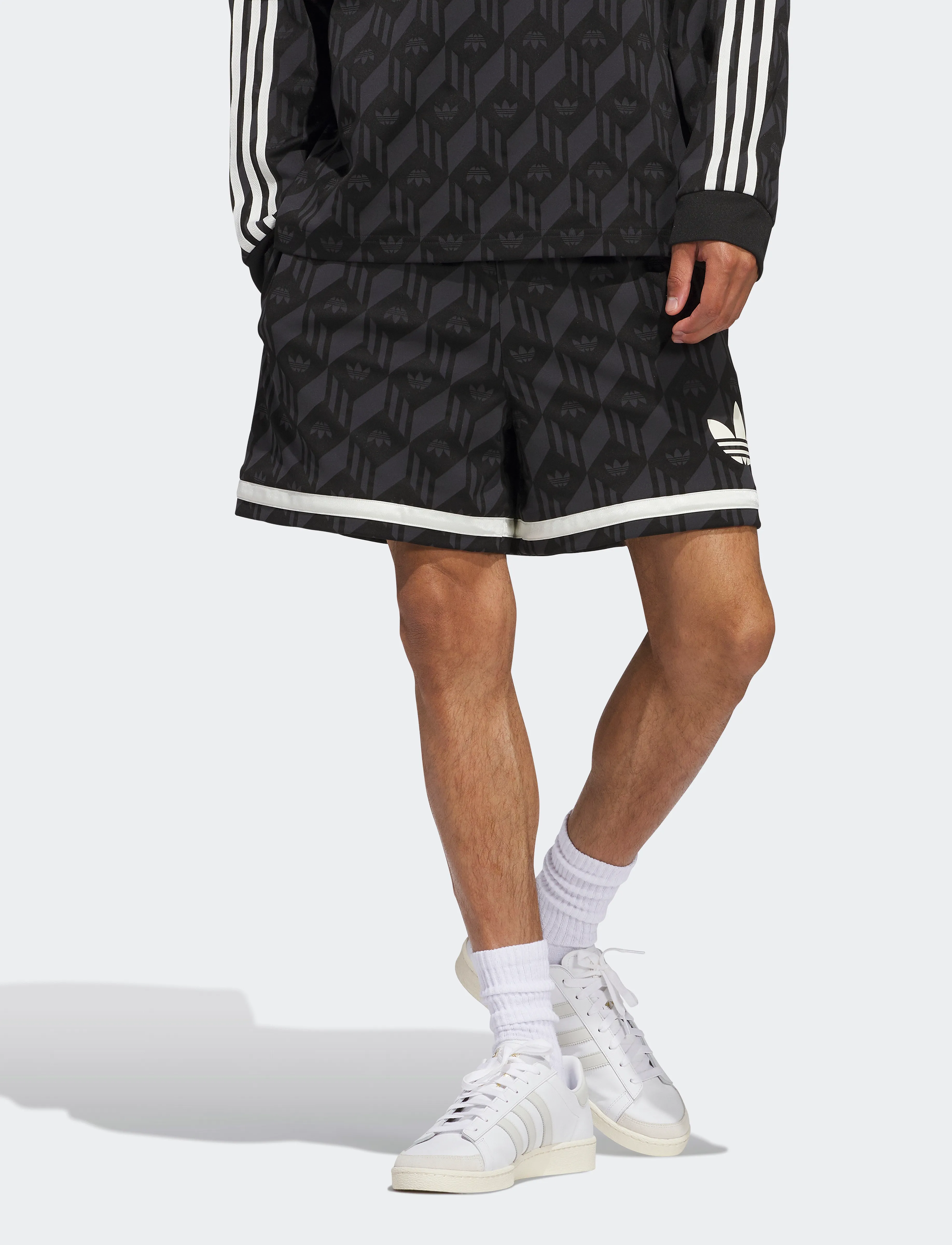 adidas Originals - Jacquared Short - bottoms - black - 4