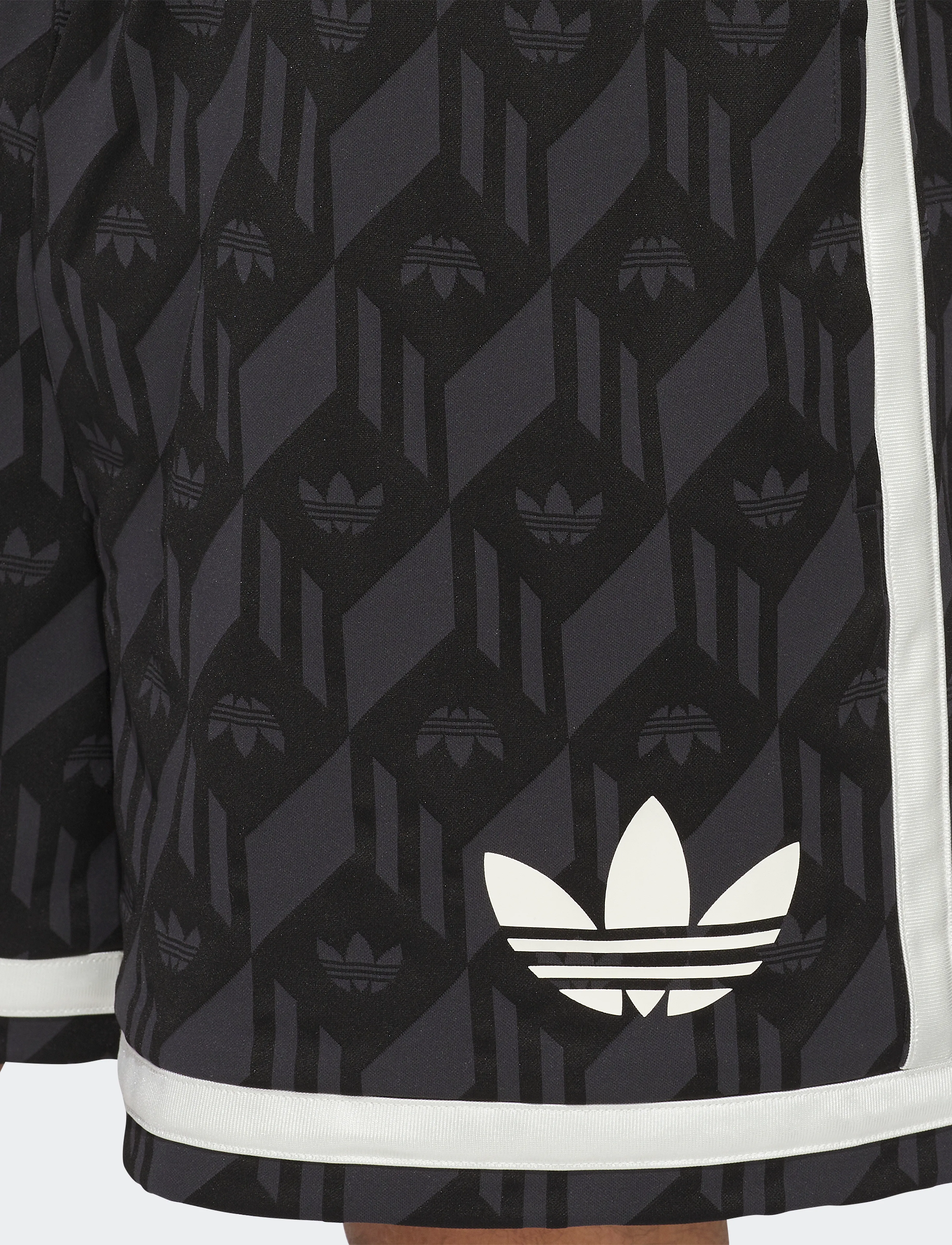 adidas Originals - Jacquared Short - bottoms - black - 5