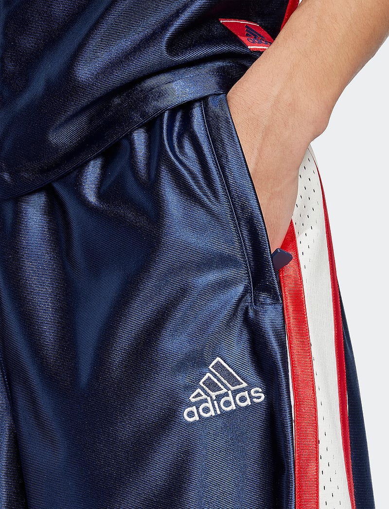 adidas Originals - CUTLINE SHORT - vabaaja lühikesed püksid - nindig - 2