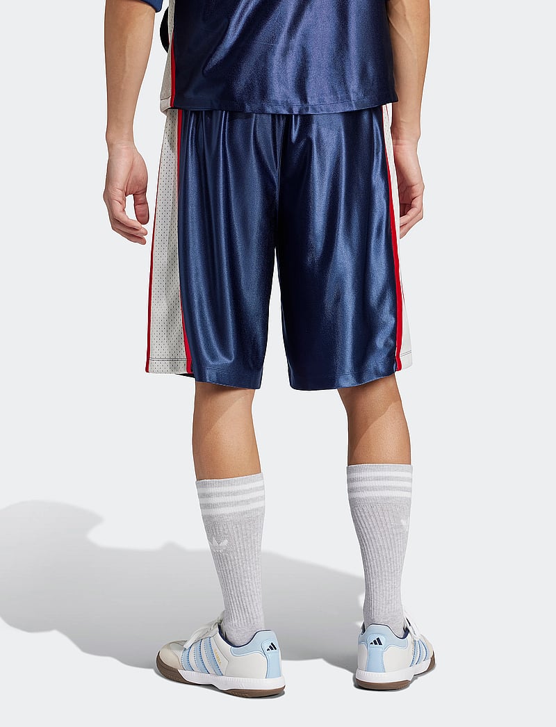 adidas Originals - CUTLINE SHORT - vabaaja lühikesed püksid - nindig - 5