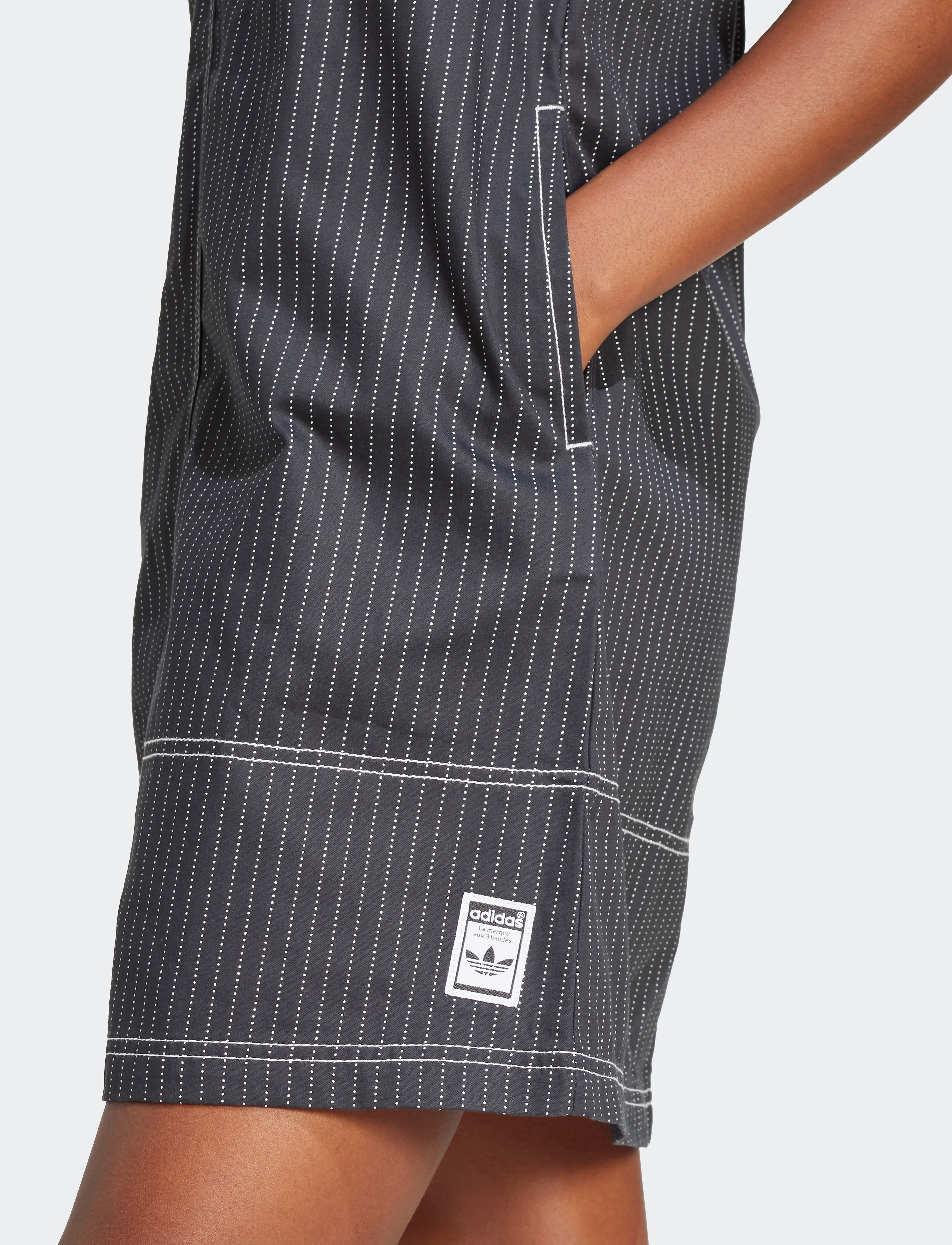 adidas Originals - AOP DRESS - kleider & röcke - carbon - 4