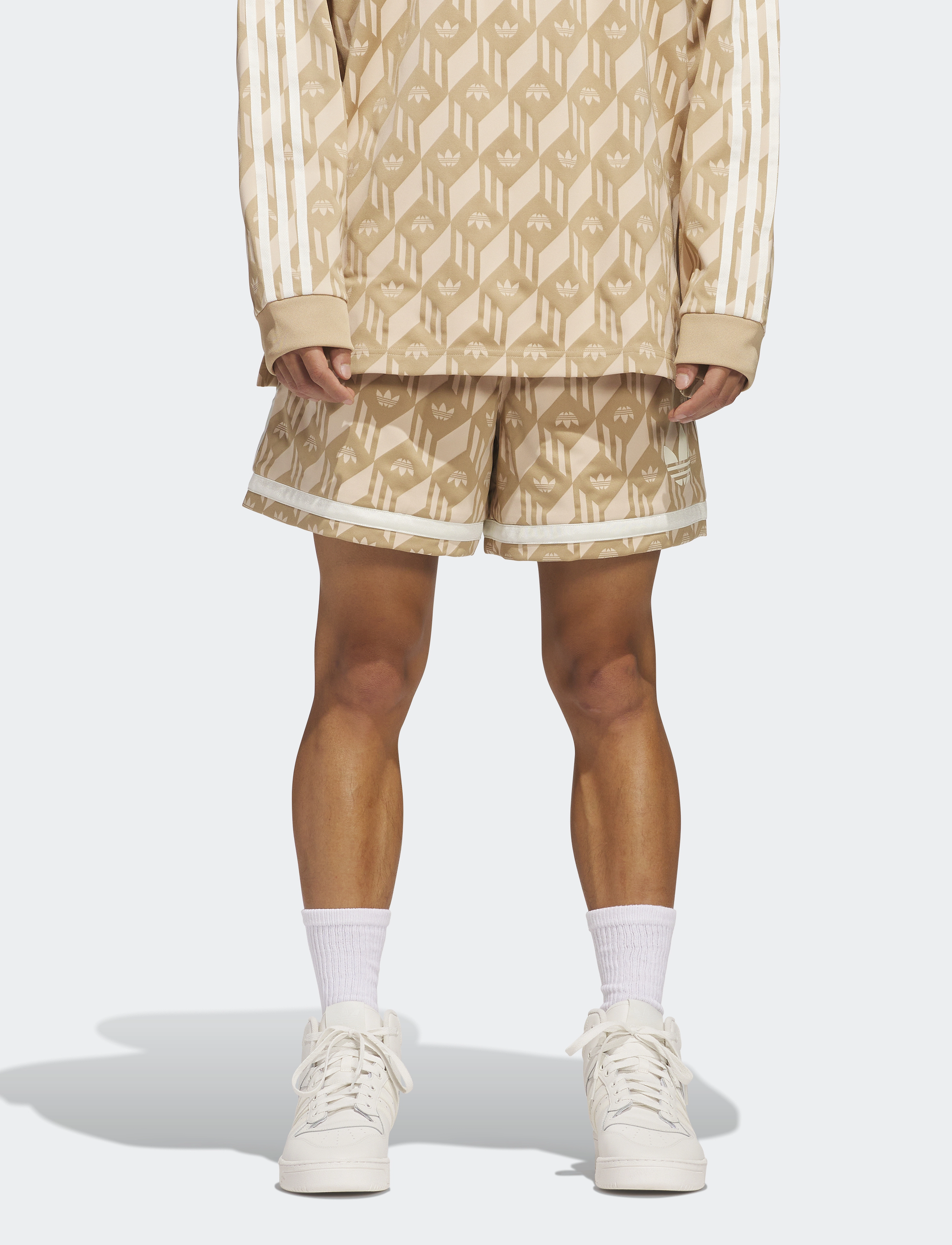 adidas Originals - Jacquared Short - freizeit shorts - sanstr - 4