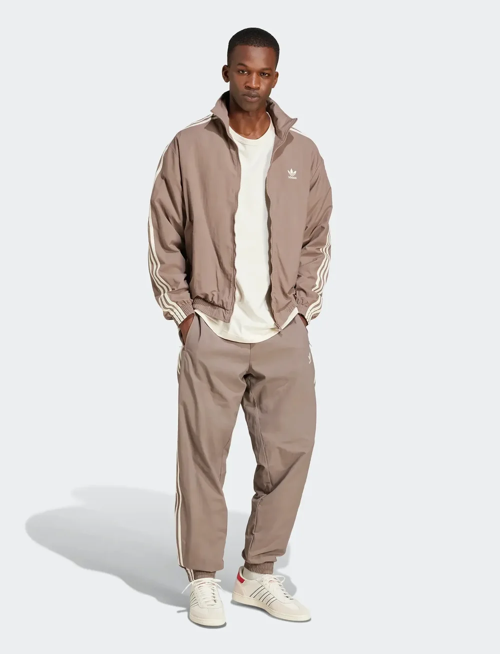 adidas Originals - WOVEN FBIRD TT - sportjacken - trabrn - 3