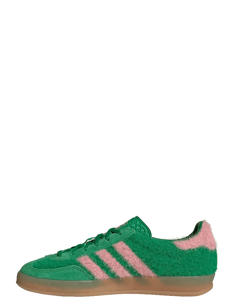 adidas Originals - GAZELLE INDOOR W - lave sneakers - green/glopnk/gum3 - 2