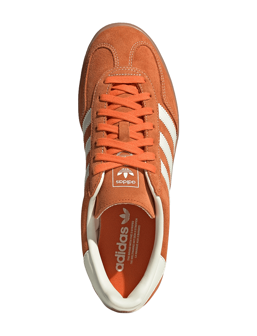 adidas Originals - GAZELLE INDOOR - laisvalaikio batai žemu aulu - orange/owhite/goldmt - 4