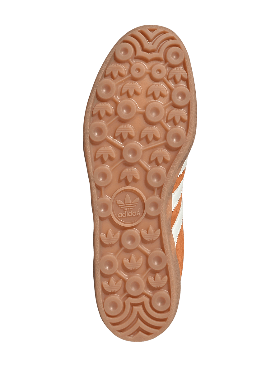 adidas Originals - GAZELLE INDOOR - laisvalaikio batai žemu aulu - orange/owhite/goldmt - 5
