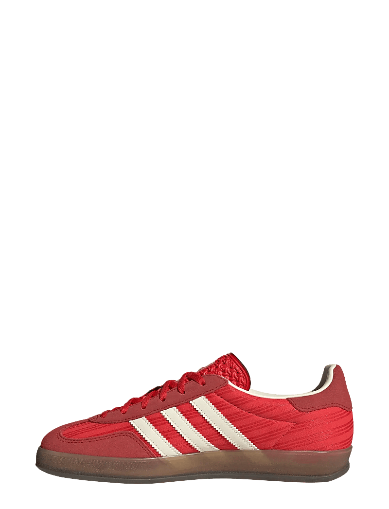 adidas Originals - GAZELLE INDOOR W - niedrige sneakers - red/betsca/crewht - 2