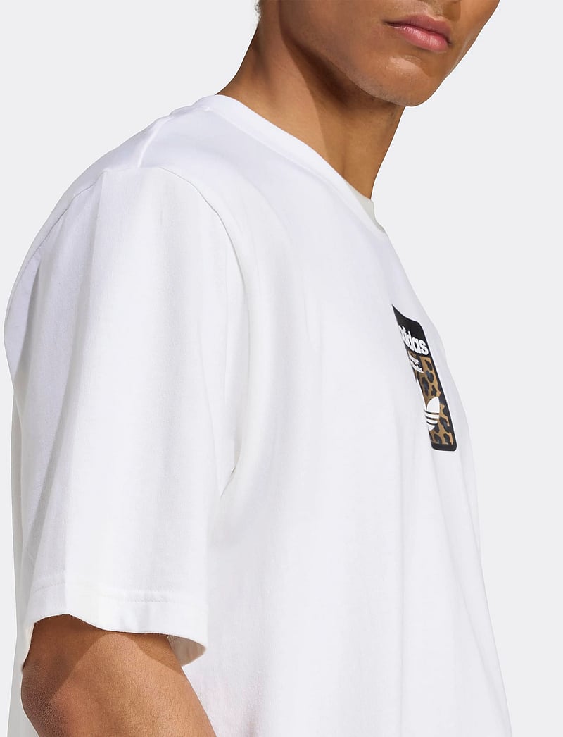 adidas Originals - GRAPHIC OS SS T - oberteile & t-shirts - white - 2