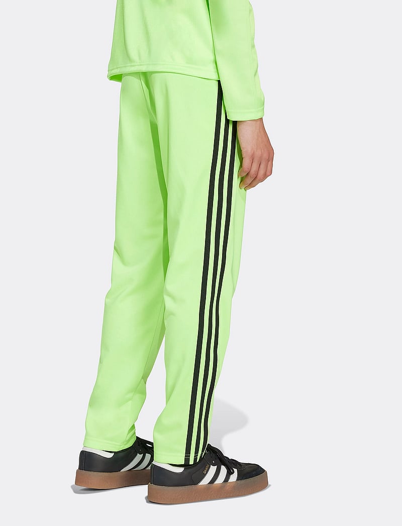 adidas Originals - FIREBIRD PANTS - sweatpants - siggnr - 3
