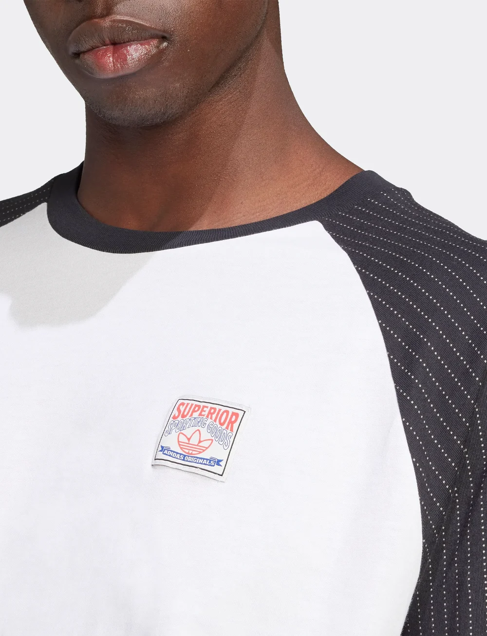 adidas Originals - GRAPHIC LO TEE - t-shirts - white/black - 4