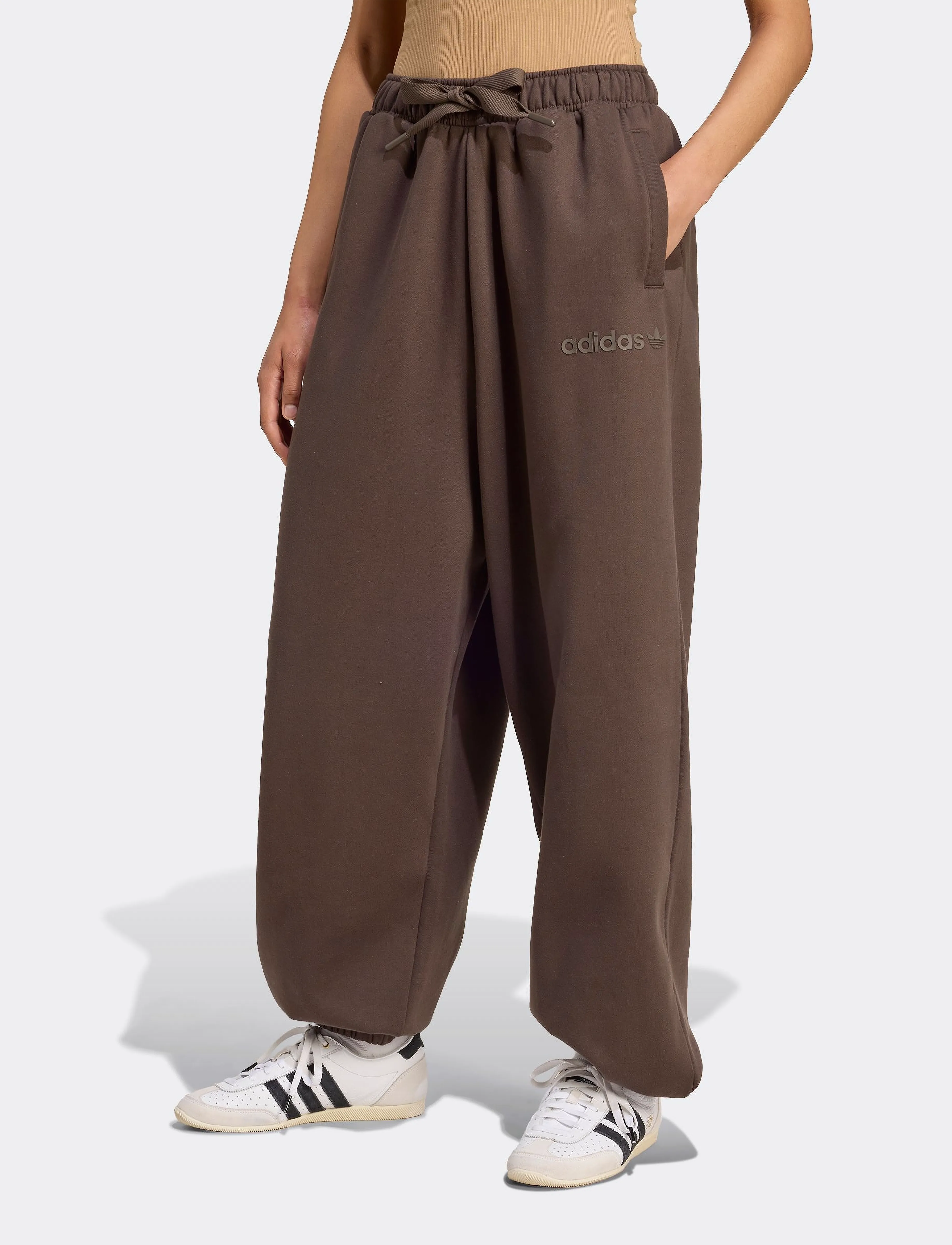 adidas Originals ESS LIN PANT - Treeningpüksid - SHAOLI / brown