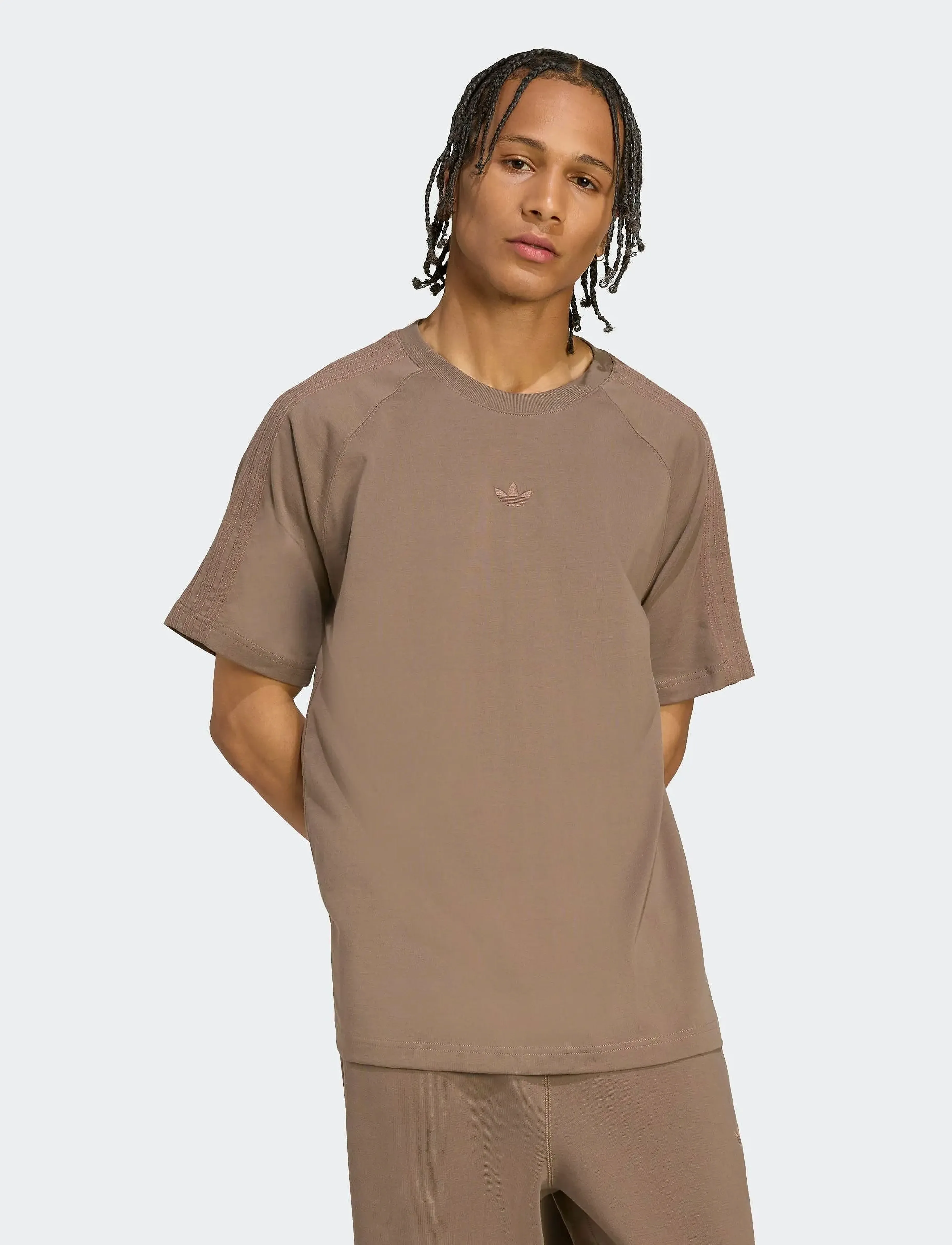 adidas Originals P ESS TEE - T-shirts - EARSTR / brown