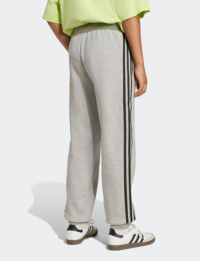 adidas Originals - PANTS - sportiska stila bikses - mgreyh - 5