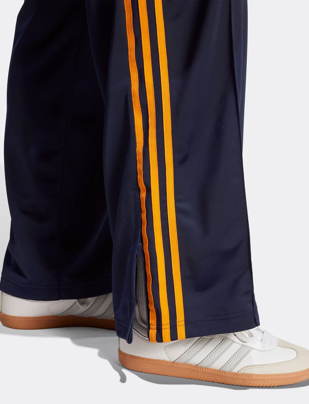 adidas Originals - FIREBIRD TP - trainingshosen - nindig/creora - 2