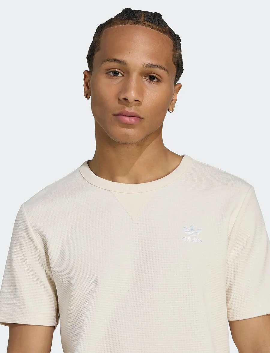 adidas Originals - ESS W TEE - t-shirts - wonwhi - 2