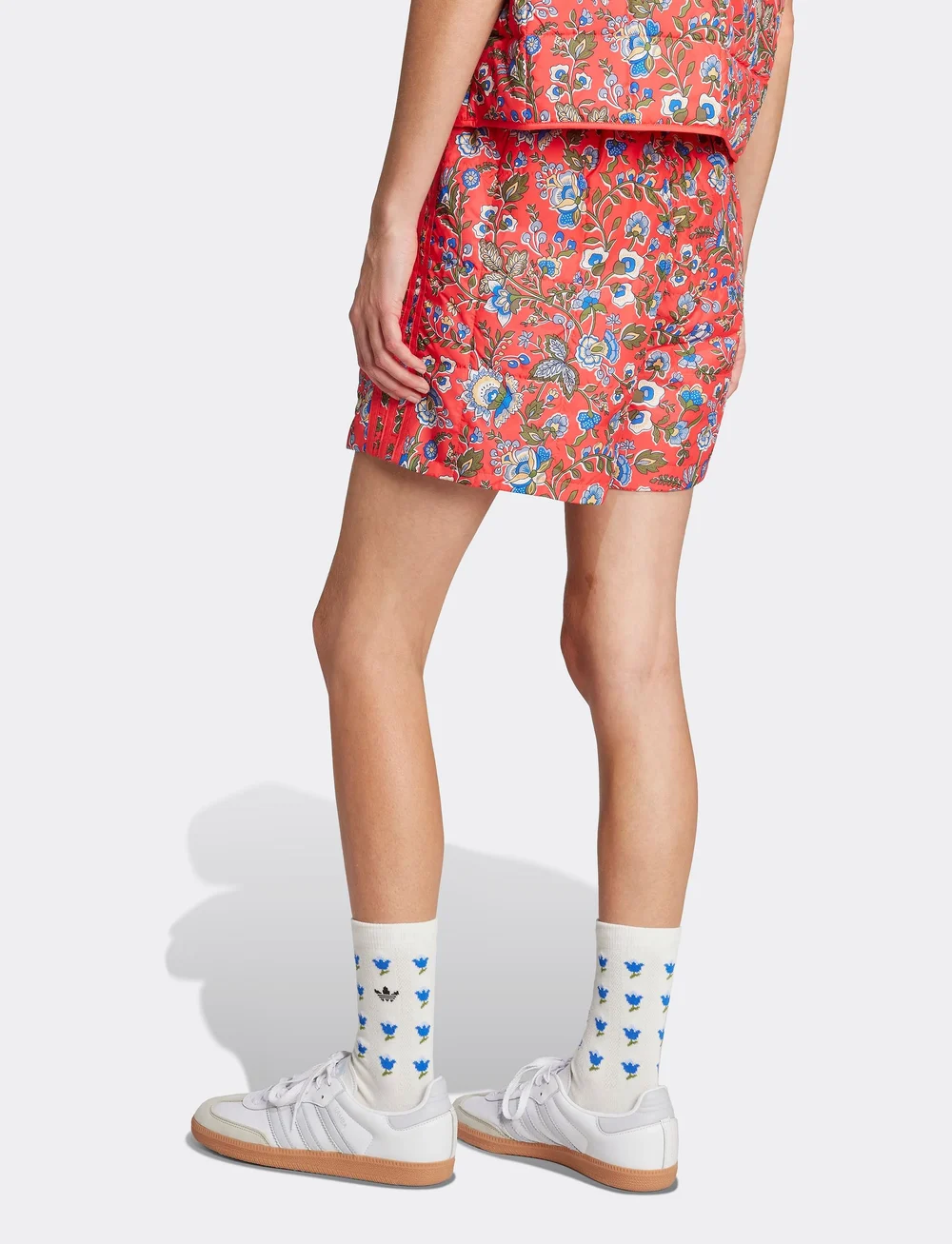adidas Originals - LIBERTY SHORTS - casual shorts - selure/multco - 4