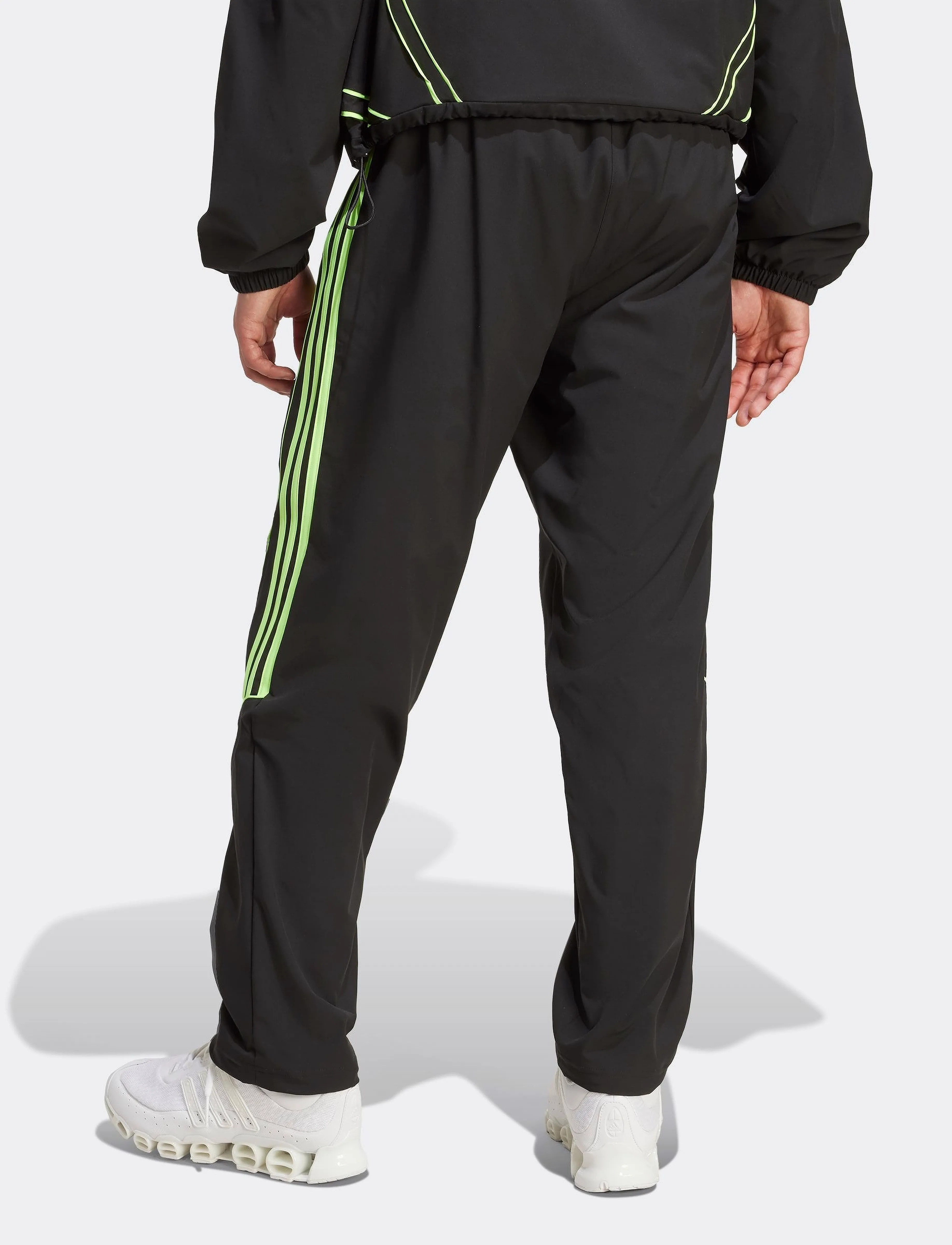 adidas Originals - TEAMGEIST TP - spordipüksid - black/siggnr - 2