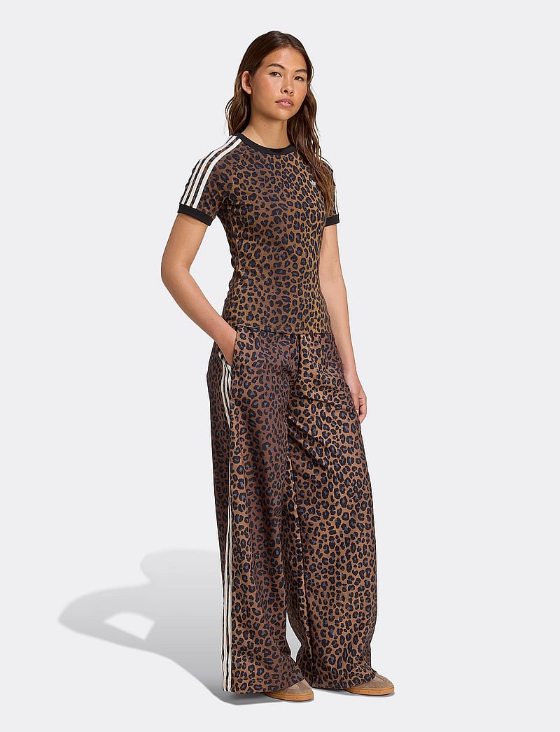 adidas Originals - CALI TEE - t-shirts - multco - 0