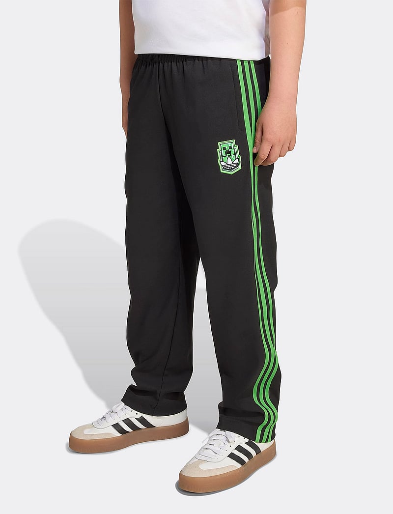 adidas Originals - WIDE LEG PANTS - sportiska stila bikses - black - 0