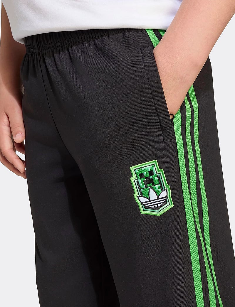 adidas Originals - WIDE LEG PANTS - sportiska stila bikses - black - 2