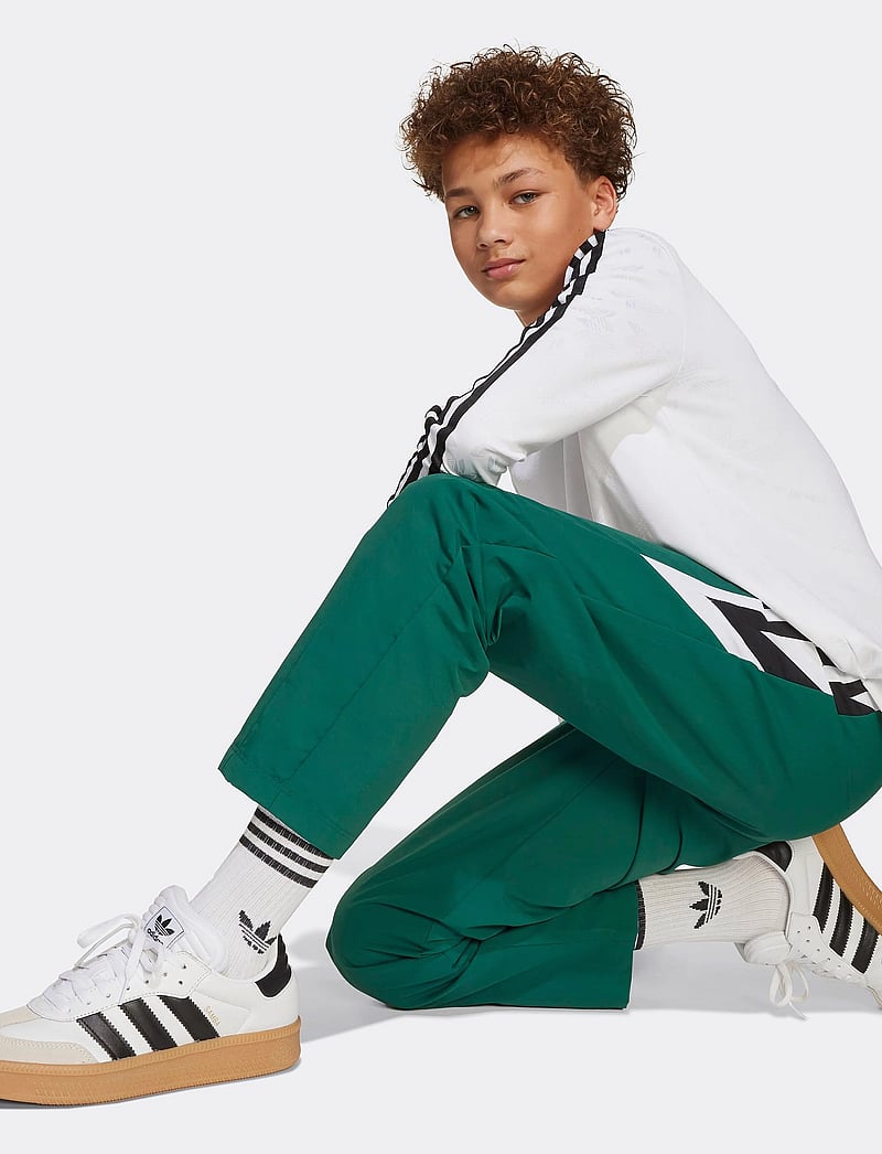 adidas Originals - TRACK PANT - trainingshosen - cgreen - 3