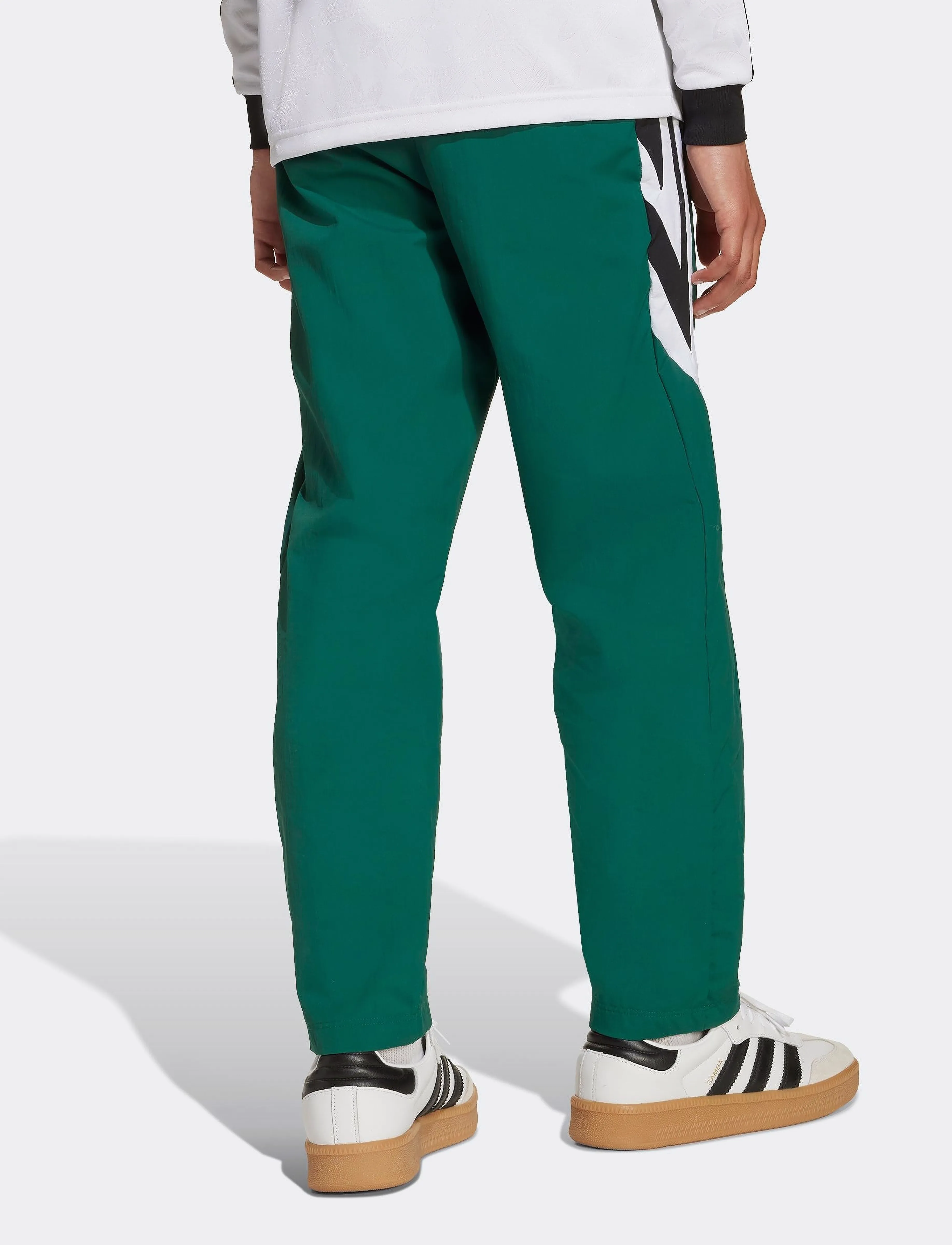 adidas Originals - TRACK PANT - cgreen - 5