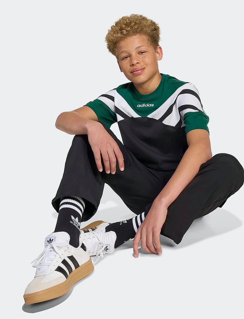 adidas Originals - TEE - sporttoppar - black/cgreen - 5