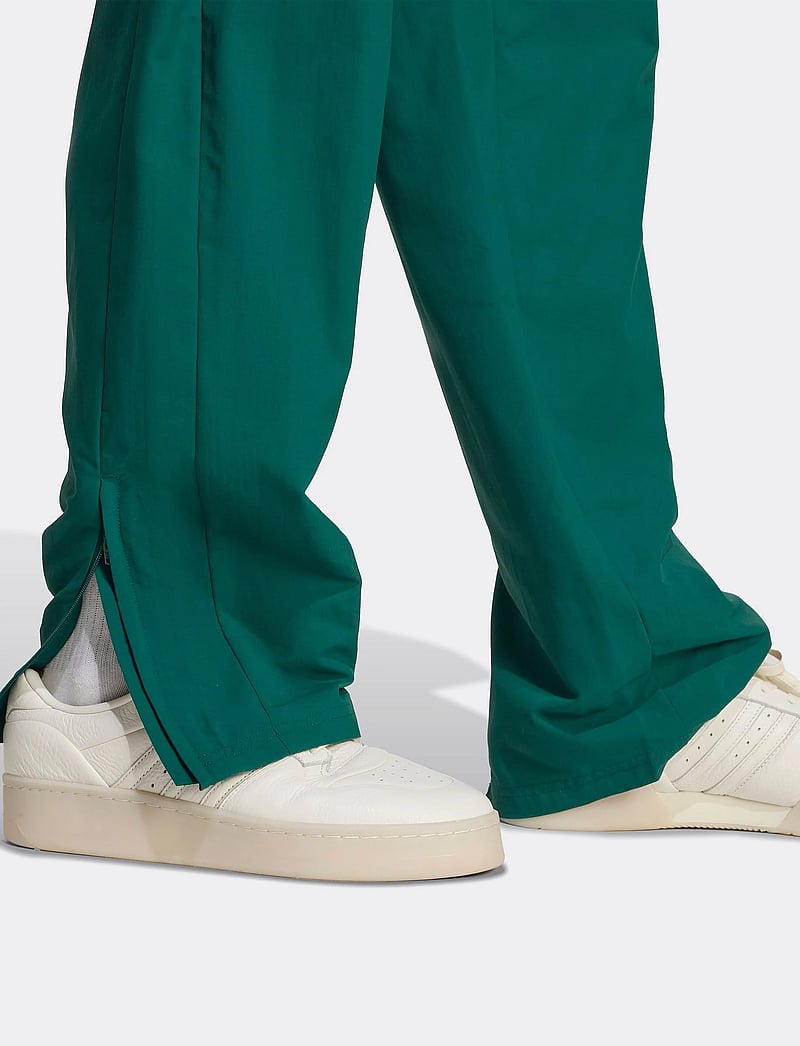 adidas Originals - TRACK PANT - hosen - cgreen - 3