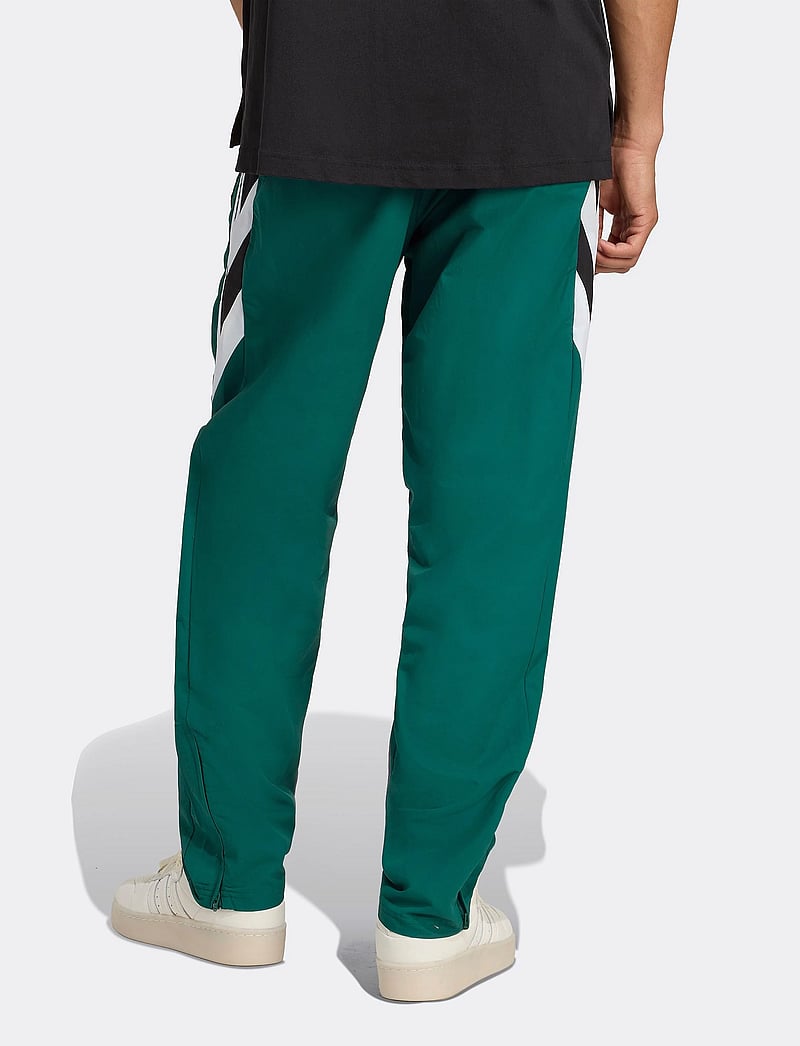 adidas Originals - TRACK PANT - hosen - cgreen - 5