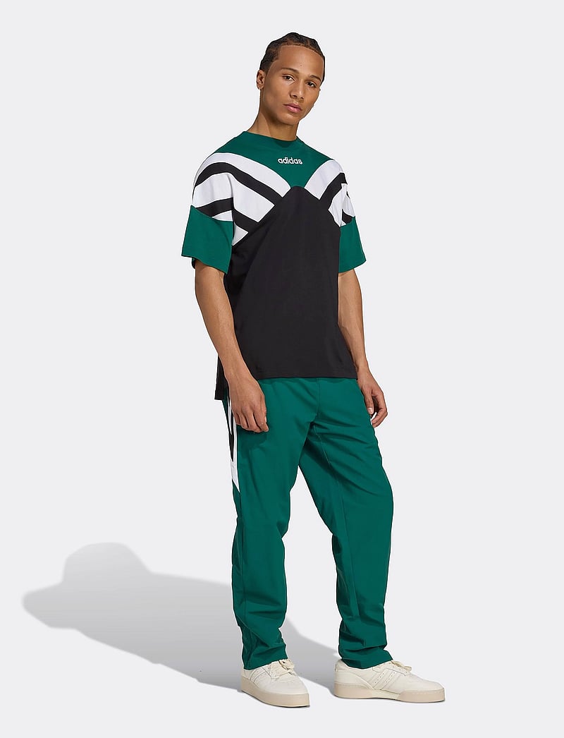 adidas Originals - CUTLINE TEE - t-shirts - black/cgreen - 2