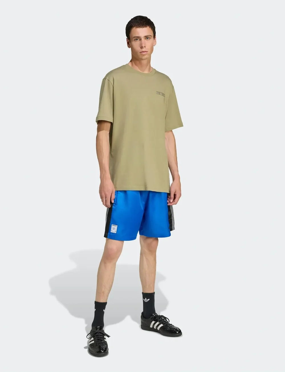 adidas Originals - GRAPHIC TEE - oberteile & t-shirts - orbgrn - 0