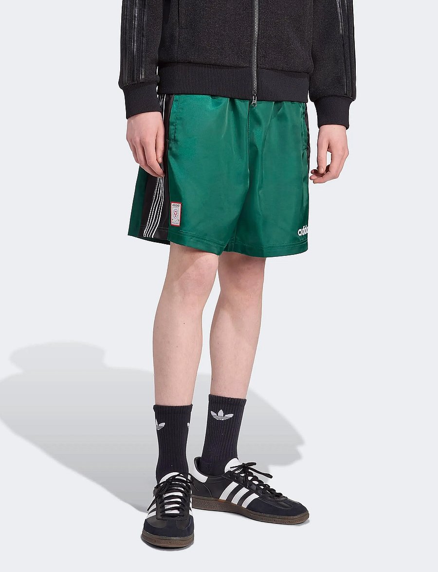 adidas Originals - ARCHIVE SHORT - cgreen/black - 0