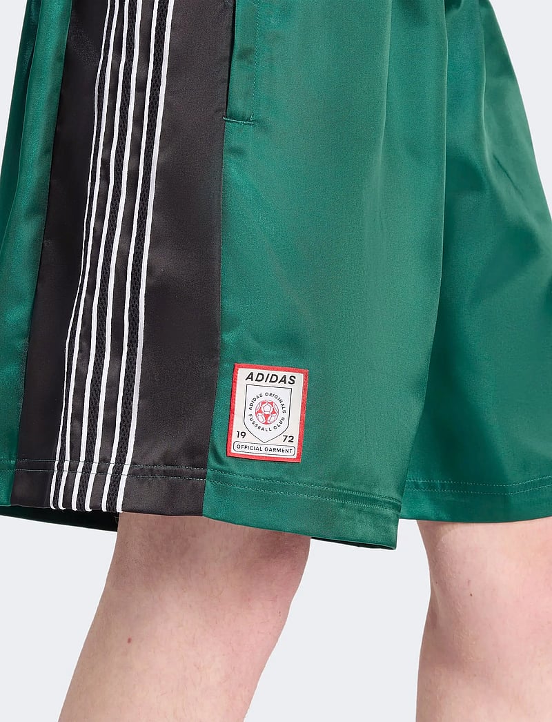 adidas Originals - ARCHIVE SHORT - nederdelar - cgreen/black - 3